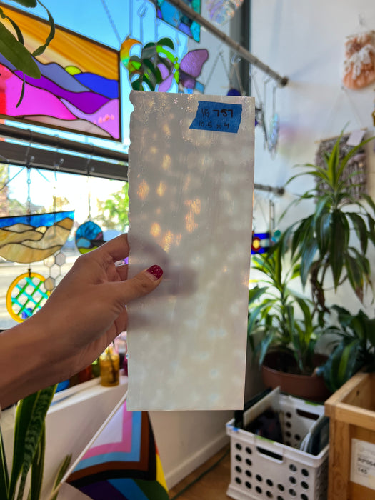 Iridescent White Mottled Youghiogheny (1000HSI) Sheet Glass Colorado Glassworks