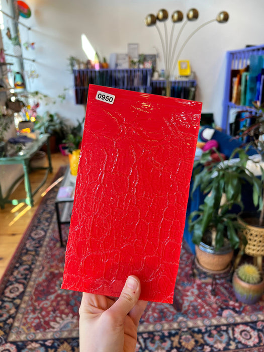 Red Bottom Crackle COGW by Monarch Glass Studios Sheet Glass Colorado Glass Works 950 (9x5in)