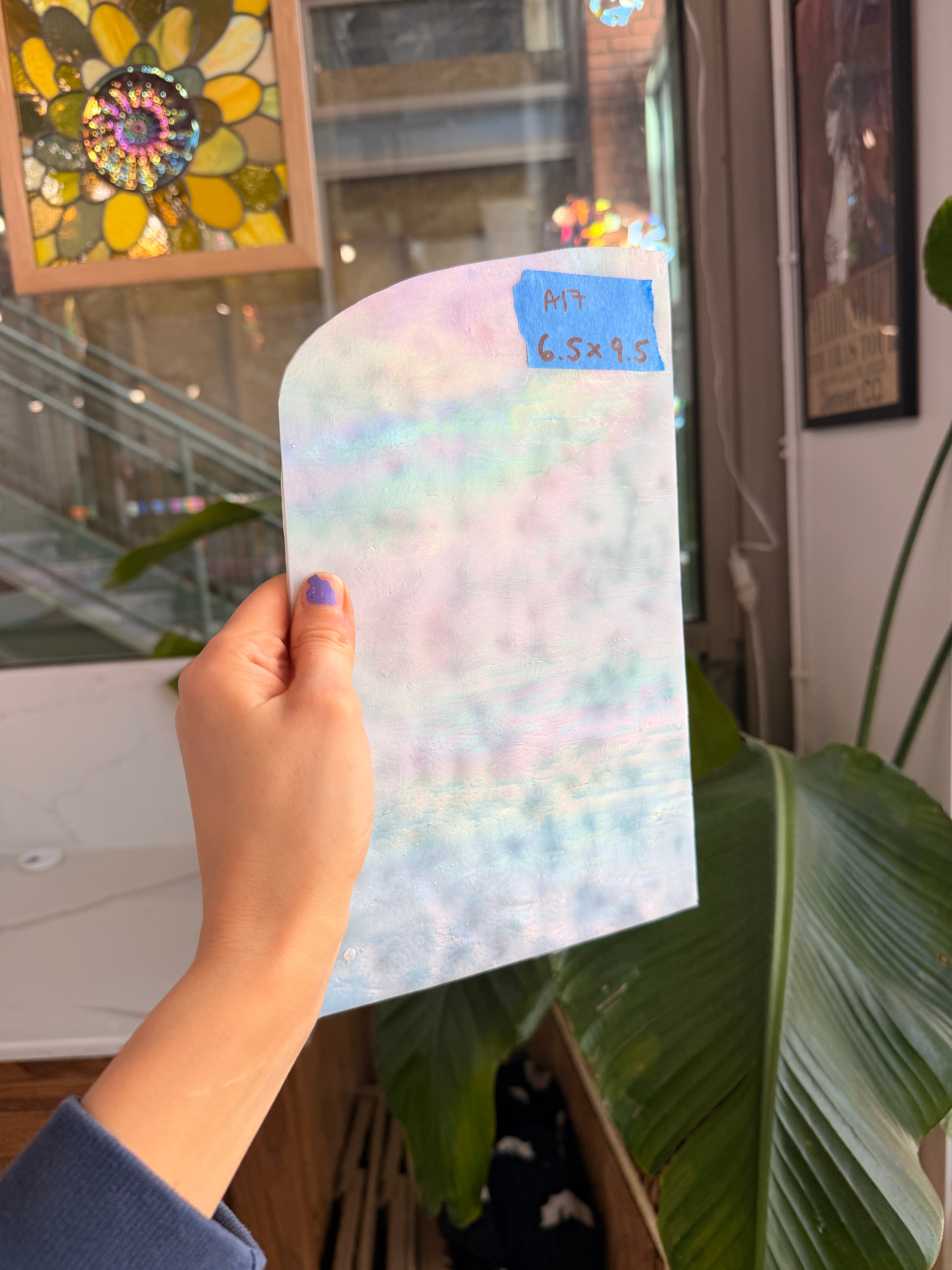 White Iridescent Mottle Youghiogheny Sheet Glass Youghiogheny Glass 6.5x9.5in (YG-65769517)