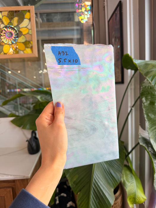 White Iridescent Mottle Youghiogheny Sheet Glass Youghiogheny Glass 5.5x10in (YG-65867821)