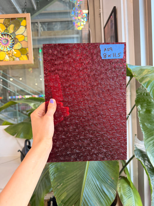 Red Florentine Wissmach Sheet Glass Wissmach Glass 8x11.5in (WM-67964973)