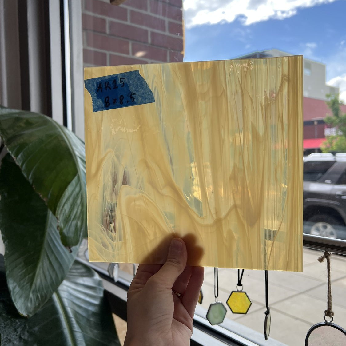 Vintage White Amber Wispy Spectrum Sheet Glass Spectrum Glass 8x8.5in (SP-71595821)