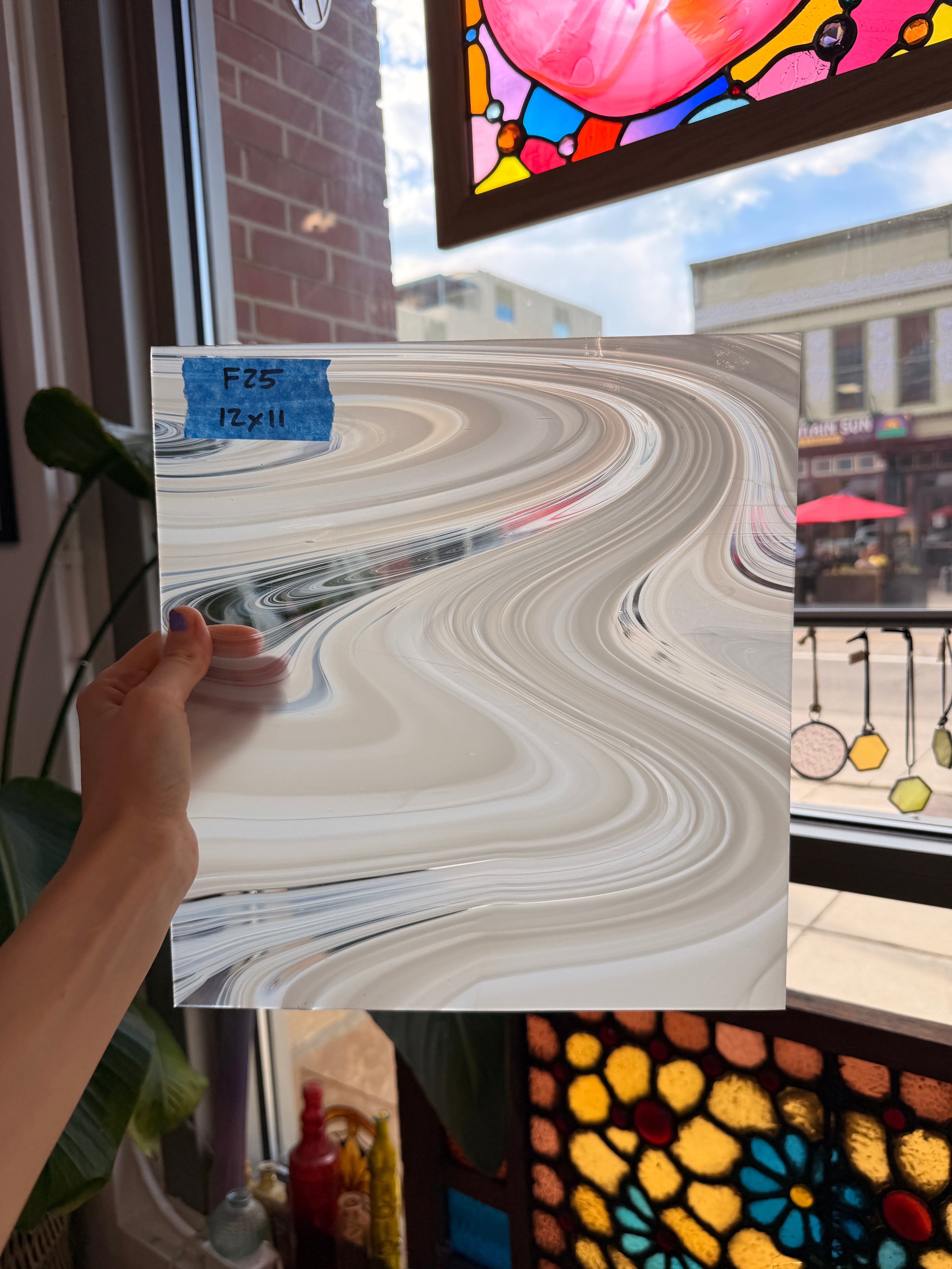 White Vintage Baroque Spectrum Sheet Glass Spectrum Glass 12x11in (SP-76315949)