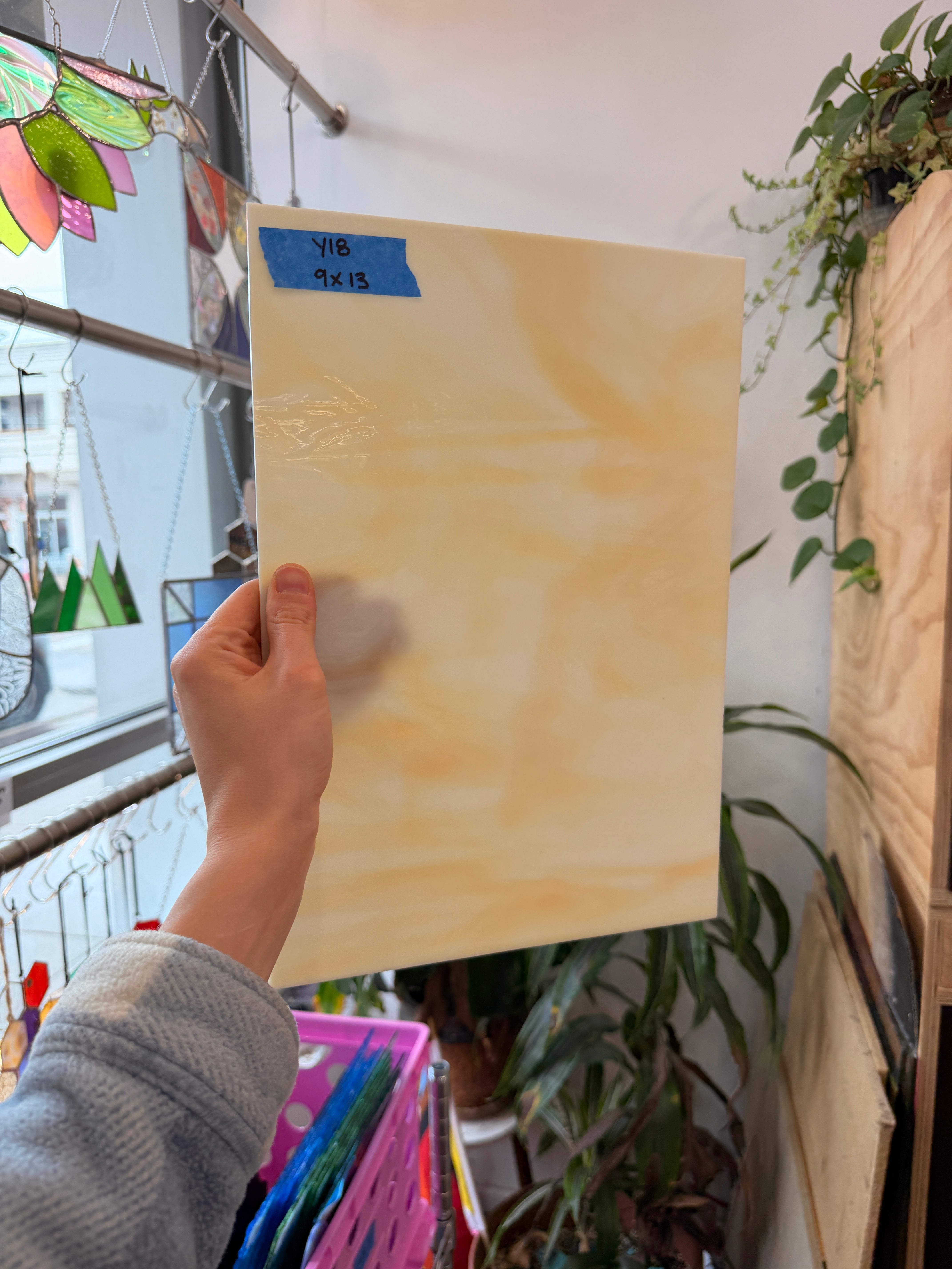 Light Amber Cream Wispy Spectrum Sheet Glass Colorado Glassworks