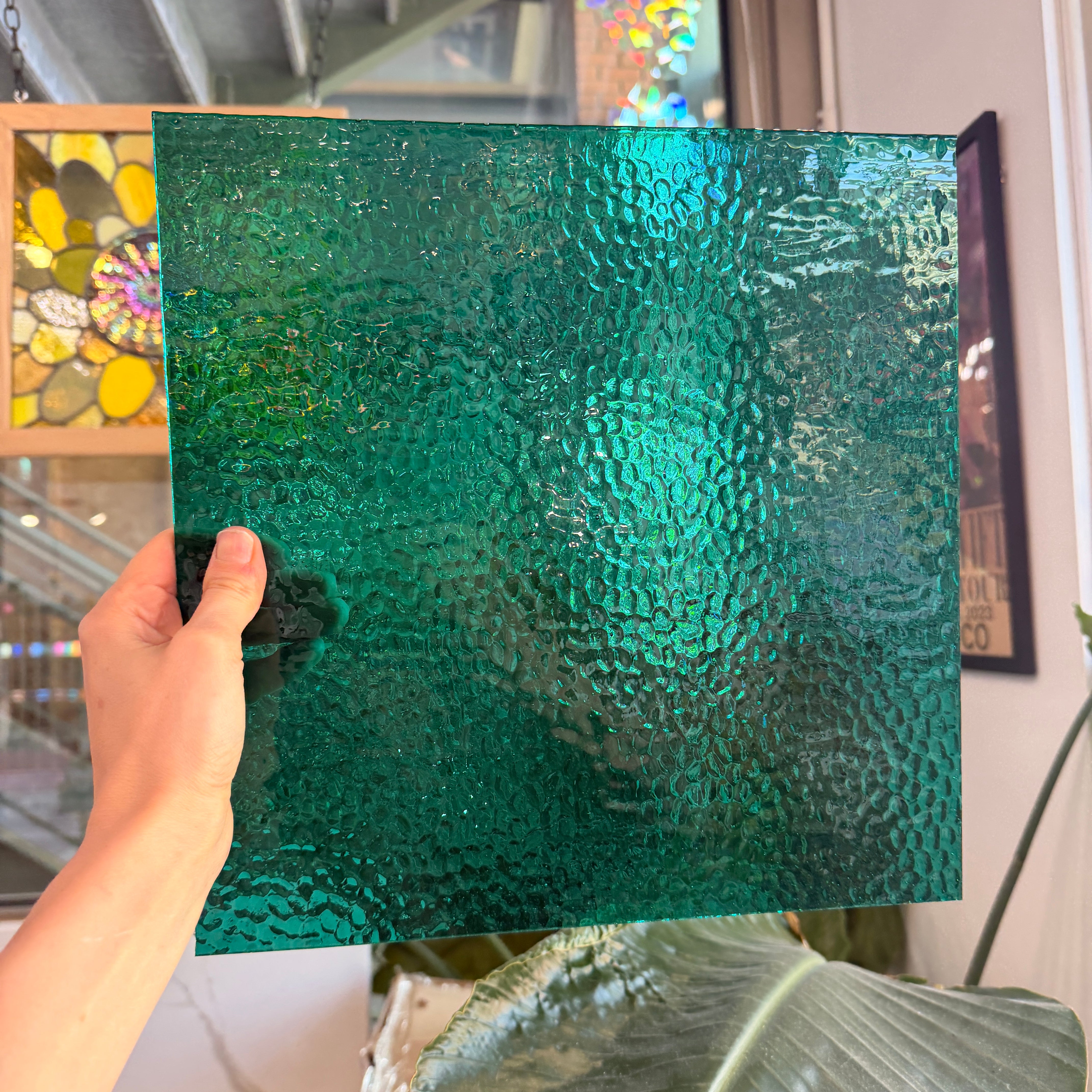 Pine Green Emerald Hammered Sheet Glass