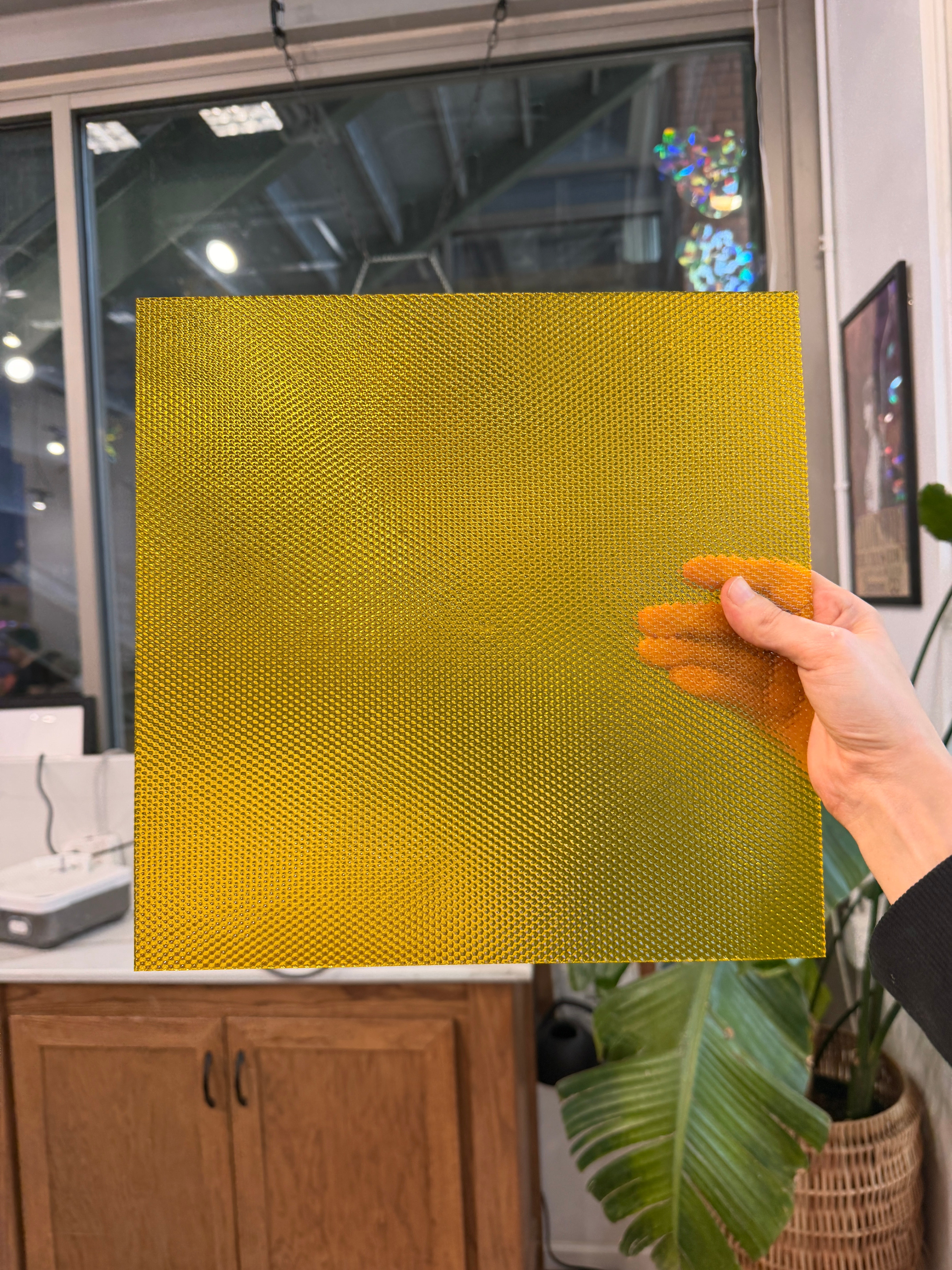 Dandelion Transparent Cube (WI 31 CUBE) Sheet Glass Colorado Glass Works