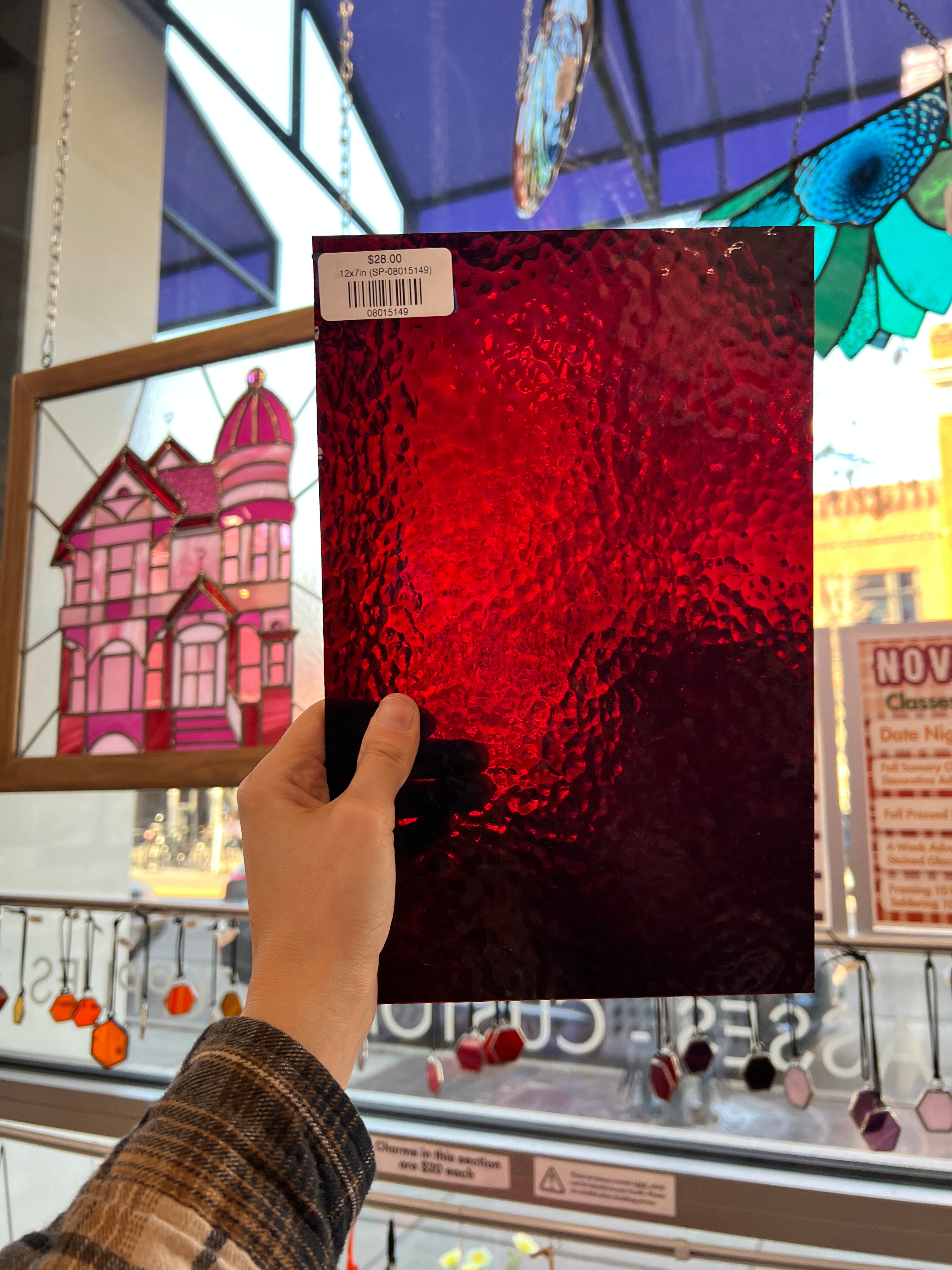 Red Hammered Transparent Spectrum