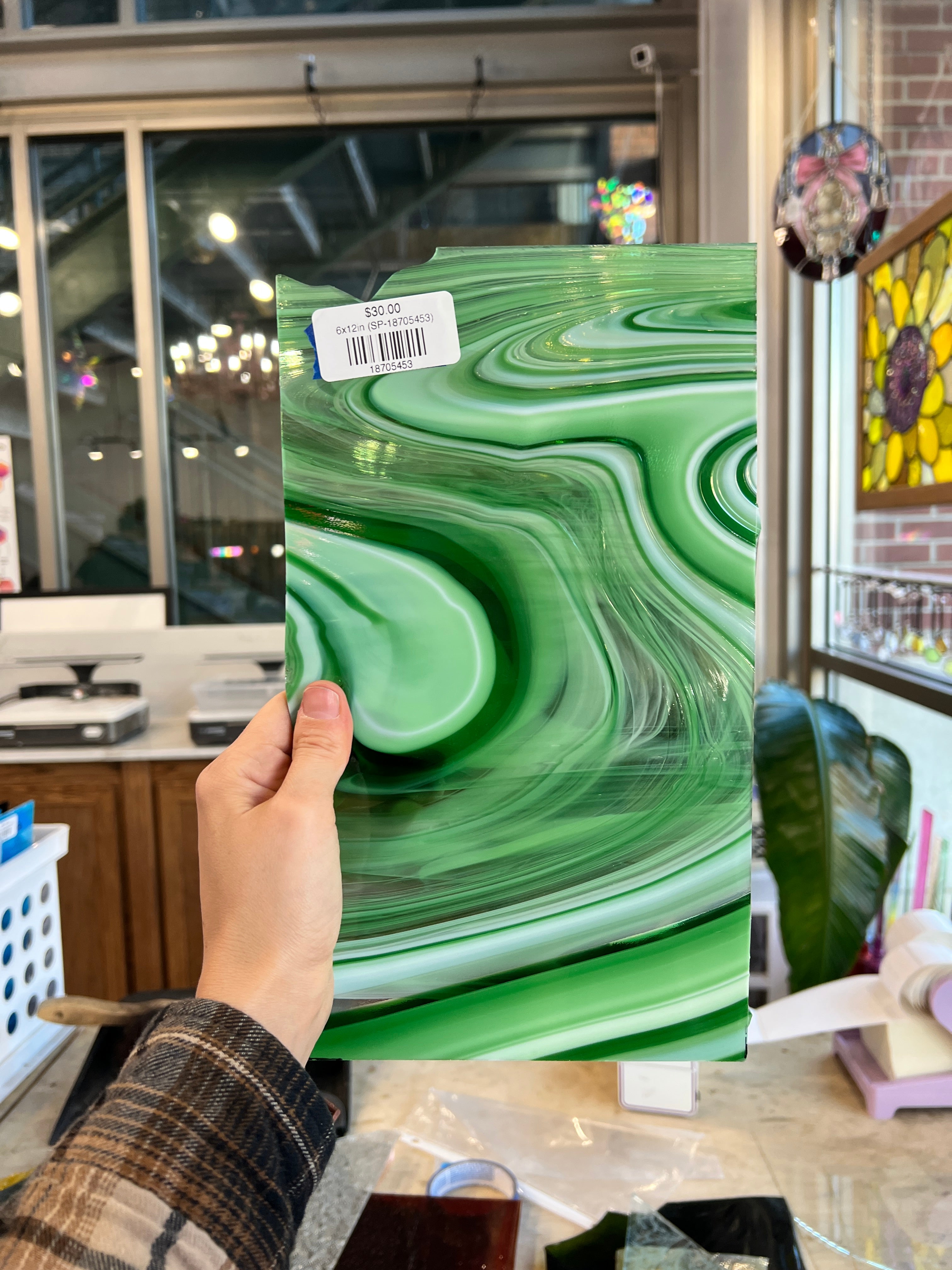 Vintage Green White Baroque Spectrum