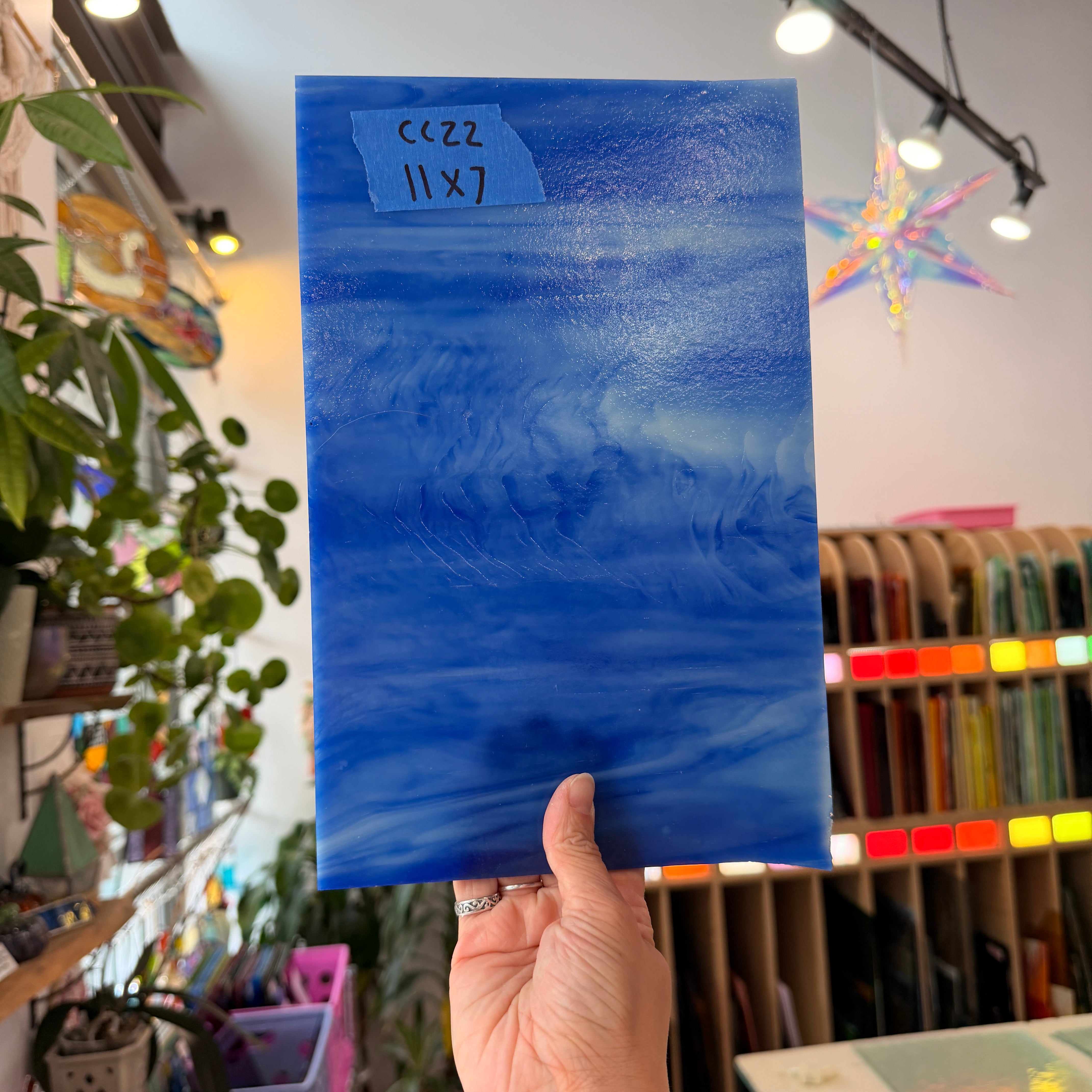 Blue White Sheet Glass Wissmach CC22 (11x7in)