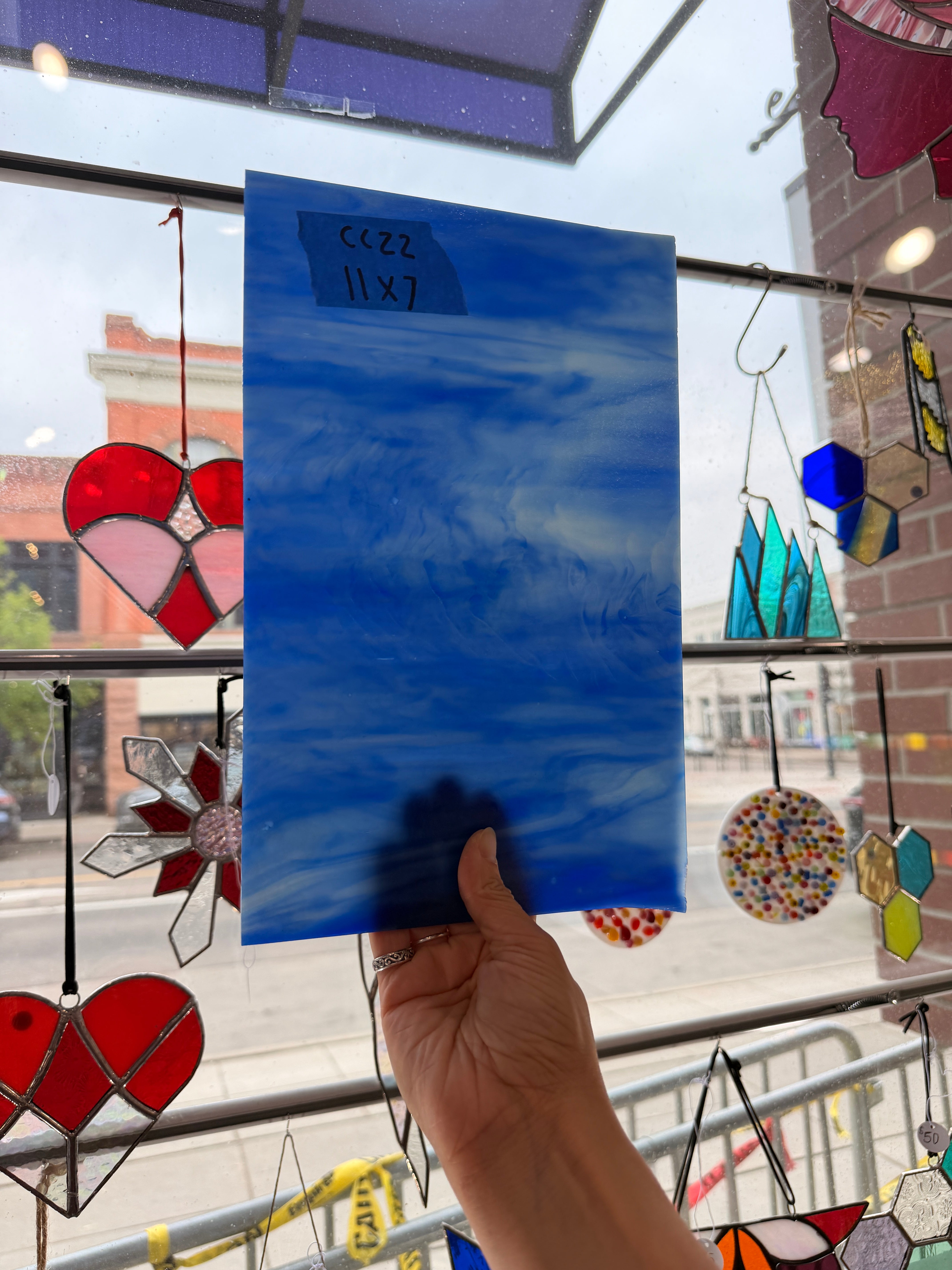 Blue White Wispy Sheet Glass Wissmach