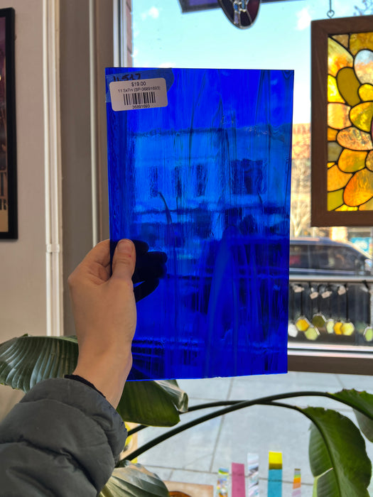 Dark Blue Wispy Spectrum Sheet Glass Bullseye