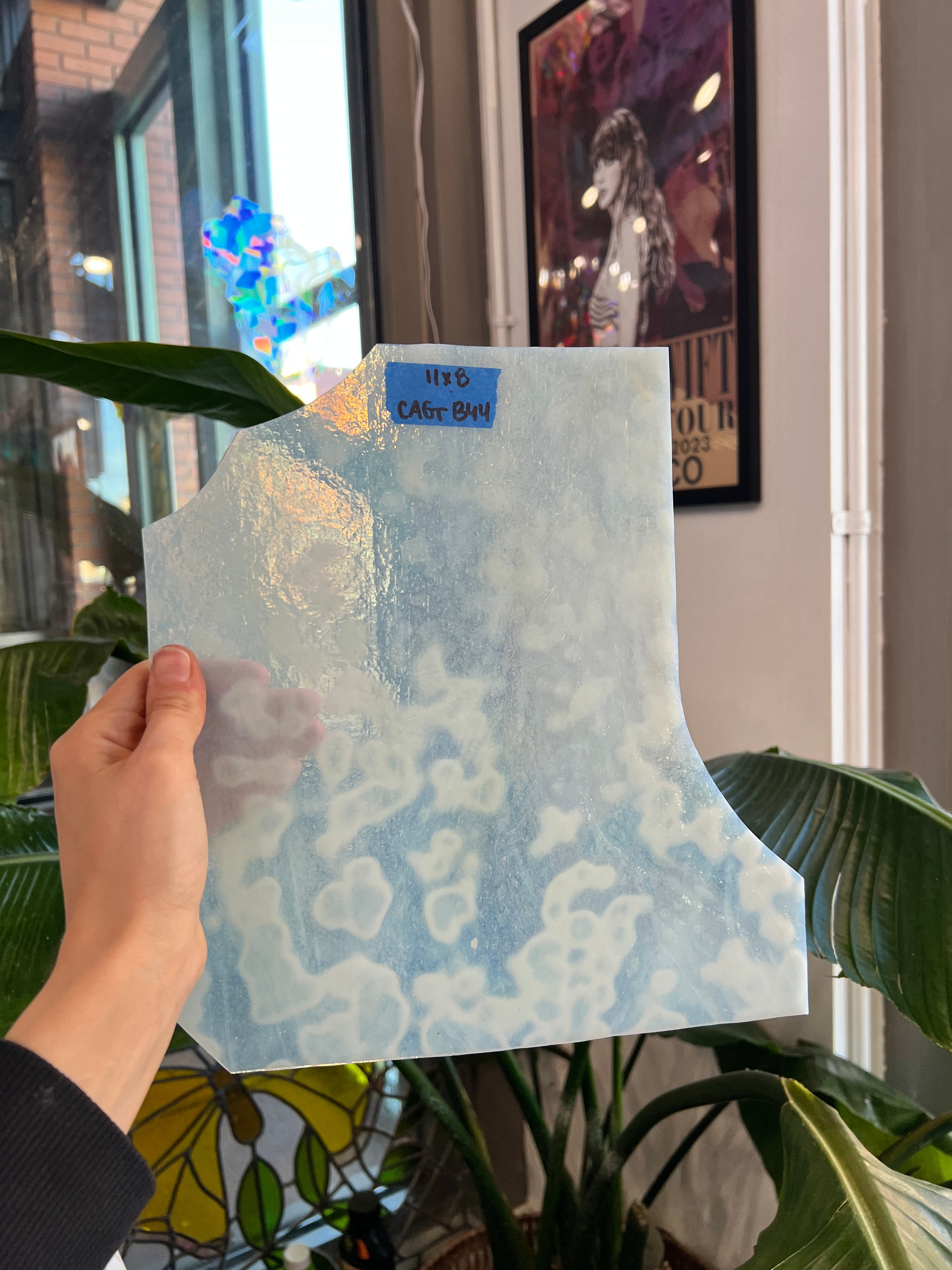 White Vintage Mottled Chicago Art Glass Sheet Glass Colorado Glassworks 11x8in (CAG-42166317)