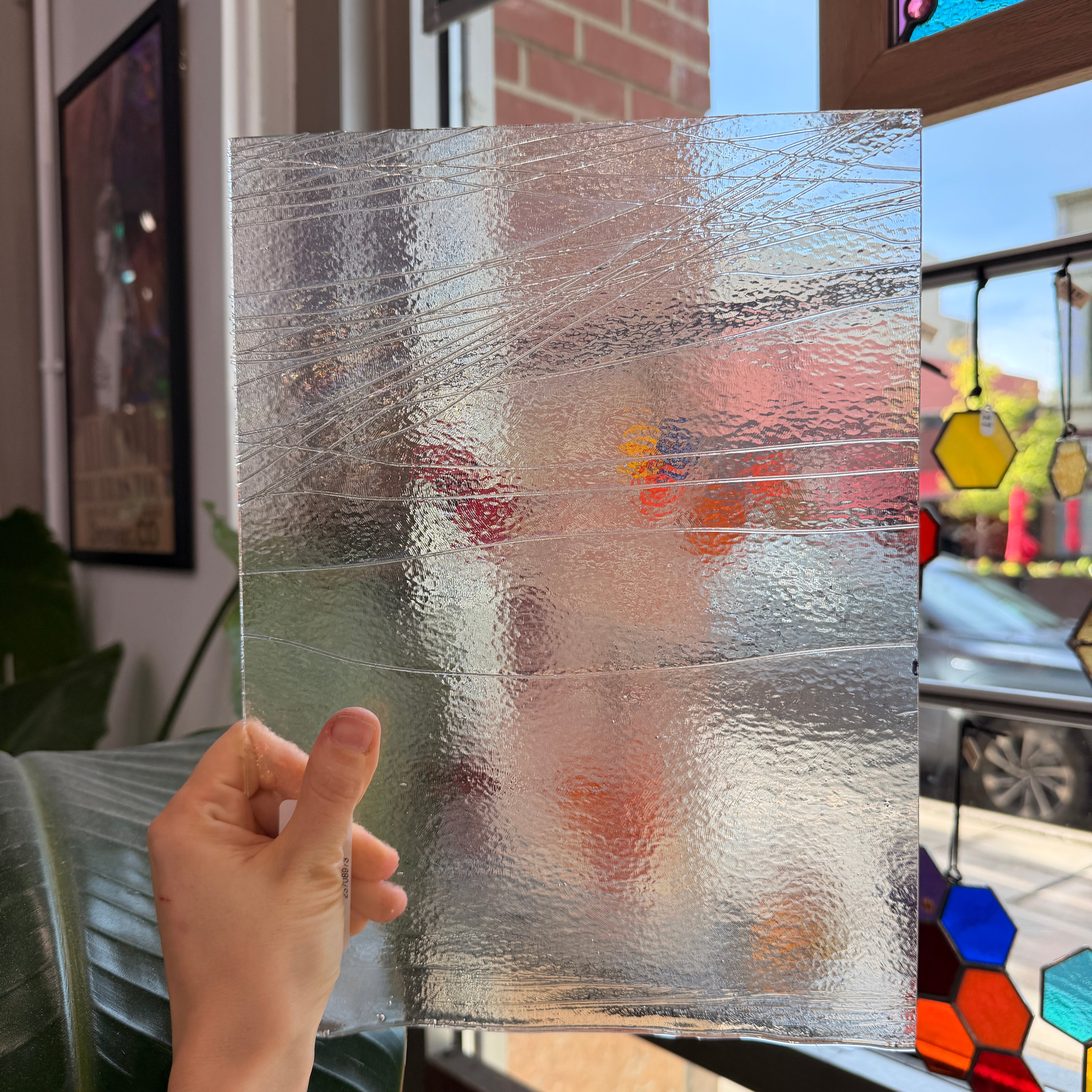 Clear Streamer Iridescent Bullseye Fusible 90 COE