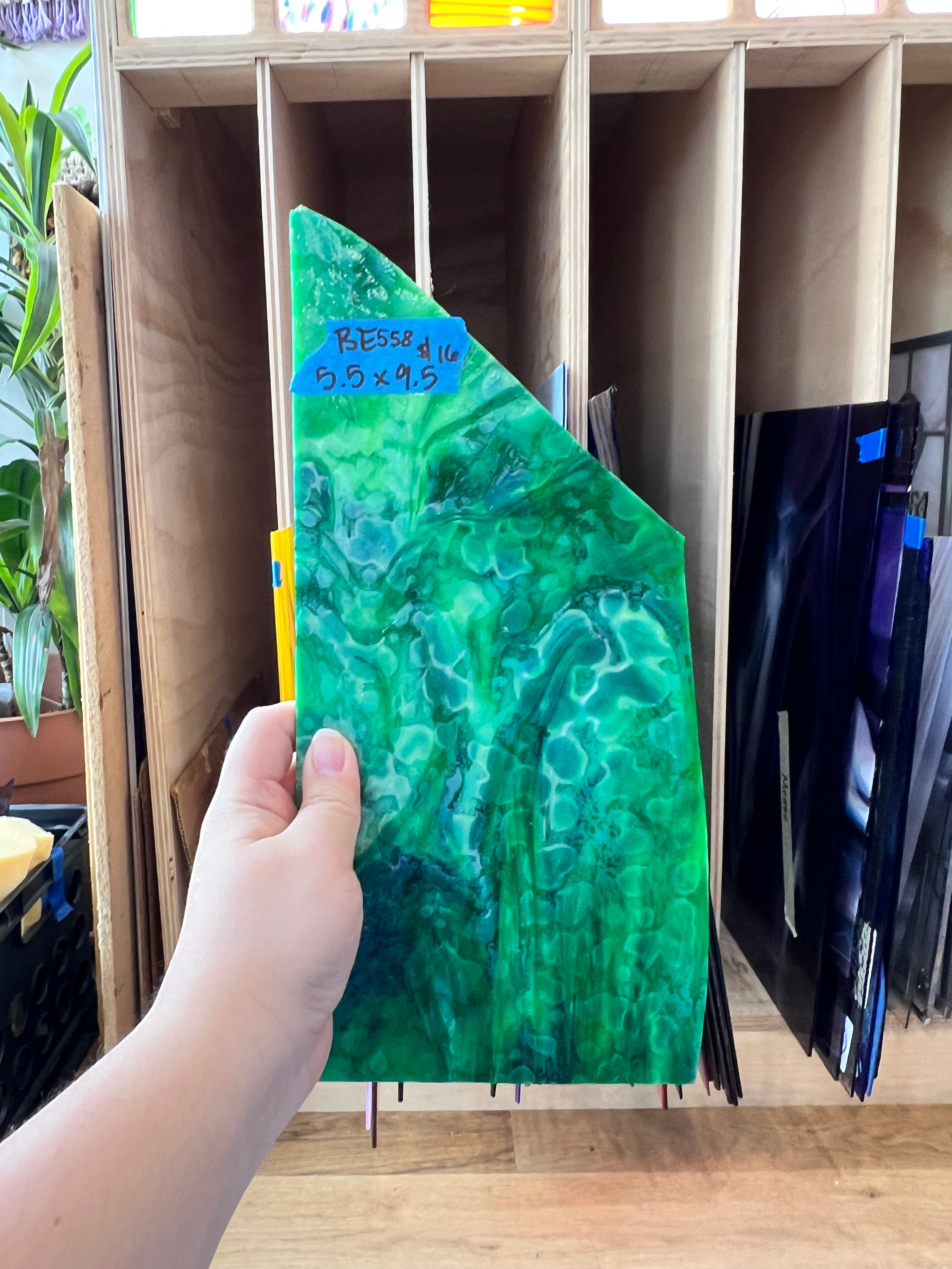 Green Mottled Bullseye Sheet Glass Colorado Glassworks BE558 (5.5x9.5in)