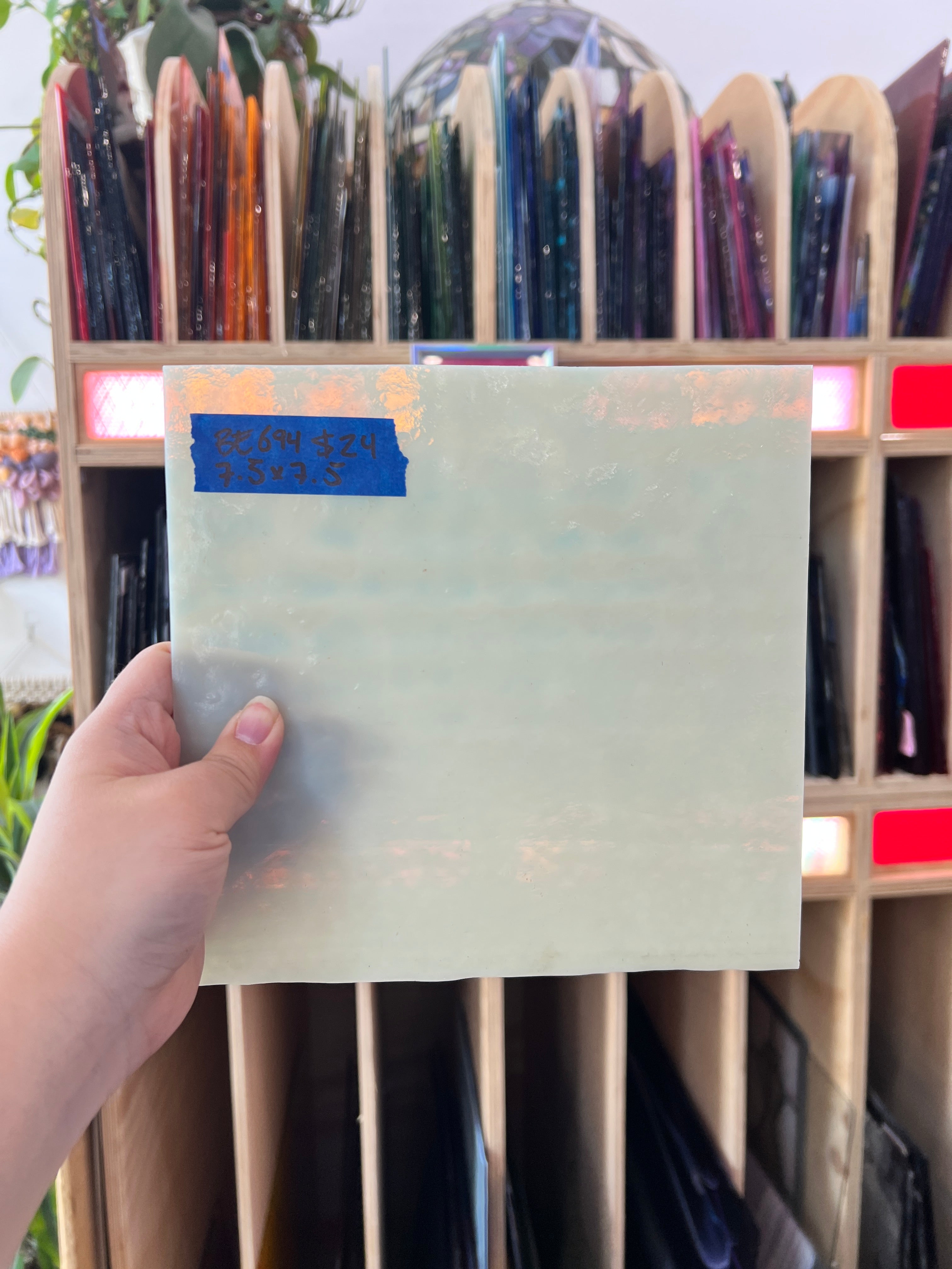 Vintage Semi-Opaque Cream Bullseye Sheet Glass Bullseye BE694 (7.5x7.5in)