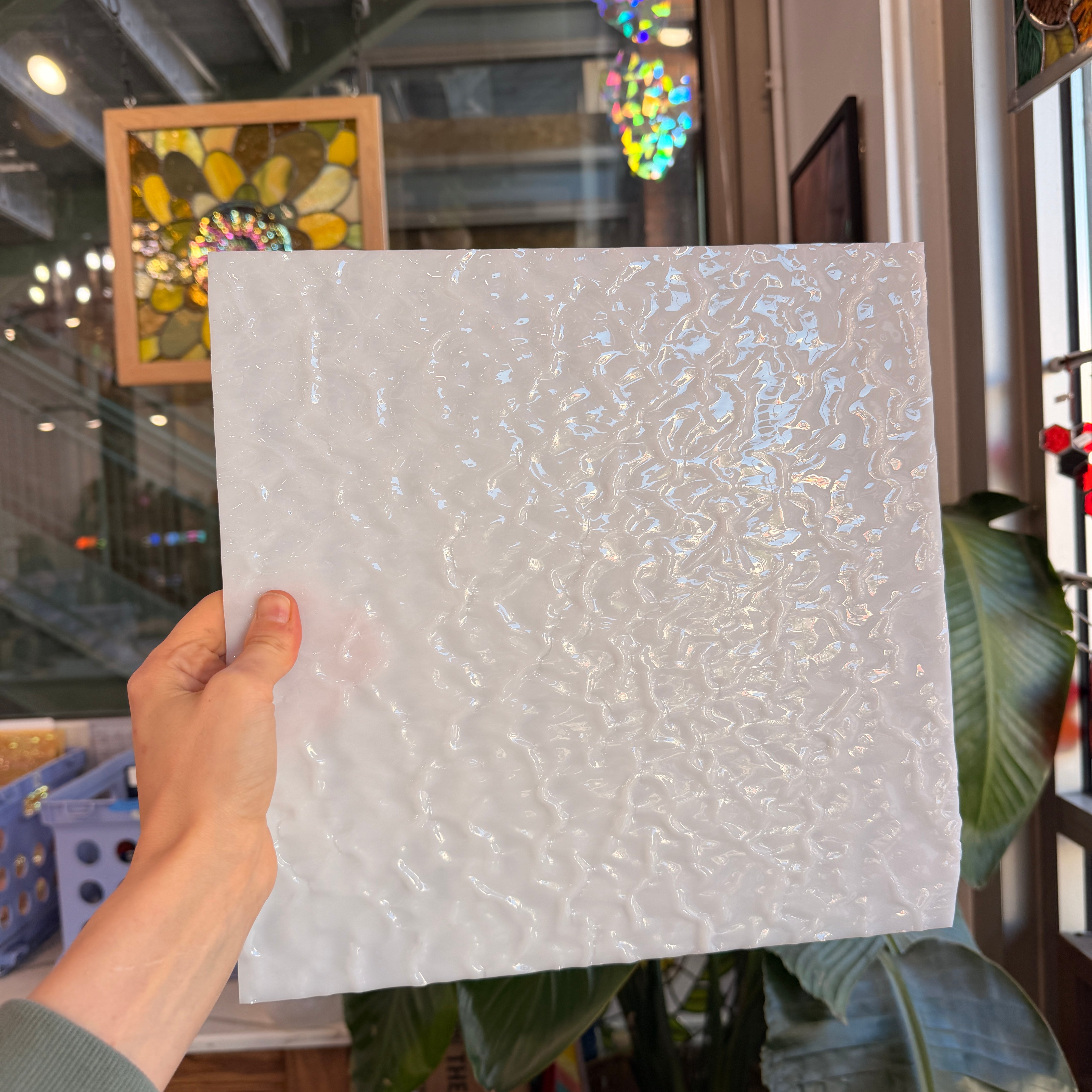 Crystal White Opal FireLight Oceanside Fusible 96 COE (OGT 209FL-F)