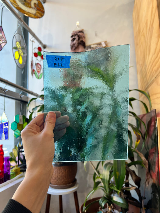 Light Blue Transprent Sheet Glass Bullseye E22 (9x7in)