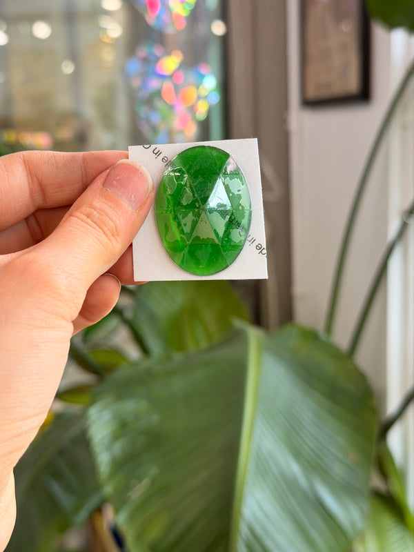 Green Jewel - Oval (40x30mm)