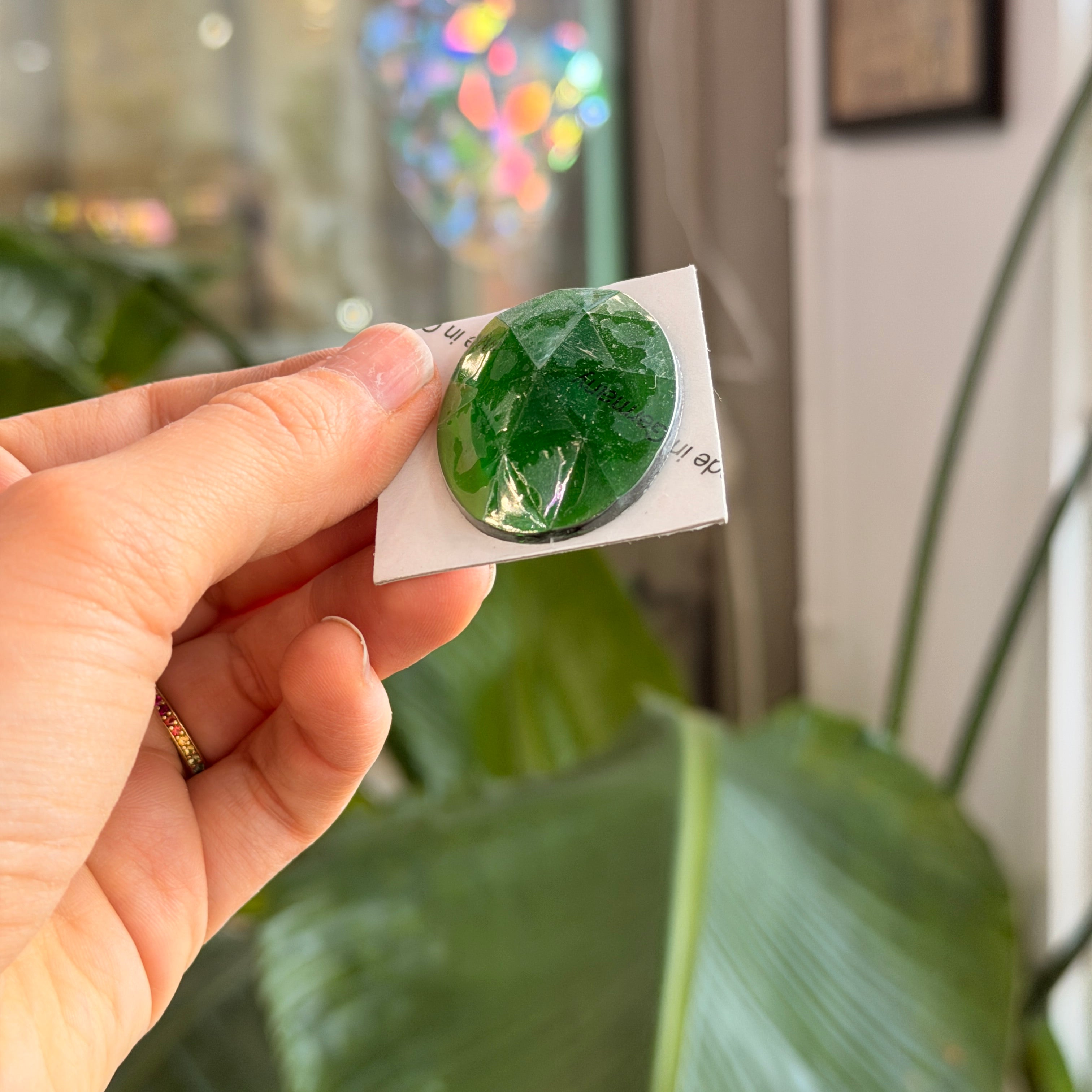 Green Jewel - Oval (40x30mm)