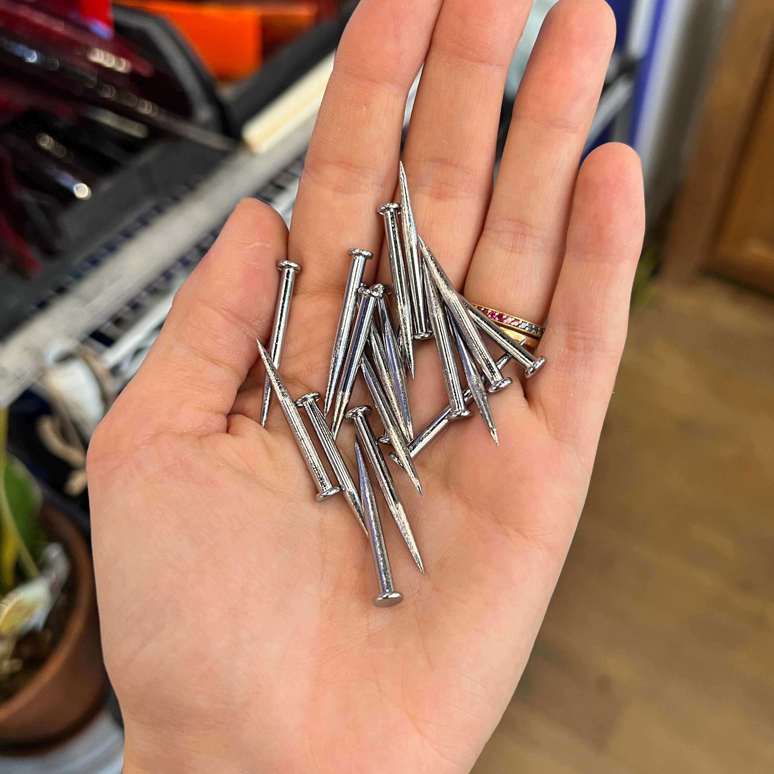 Round Lead Nails (Box of 100) Tools Colorado Glassworks
