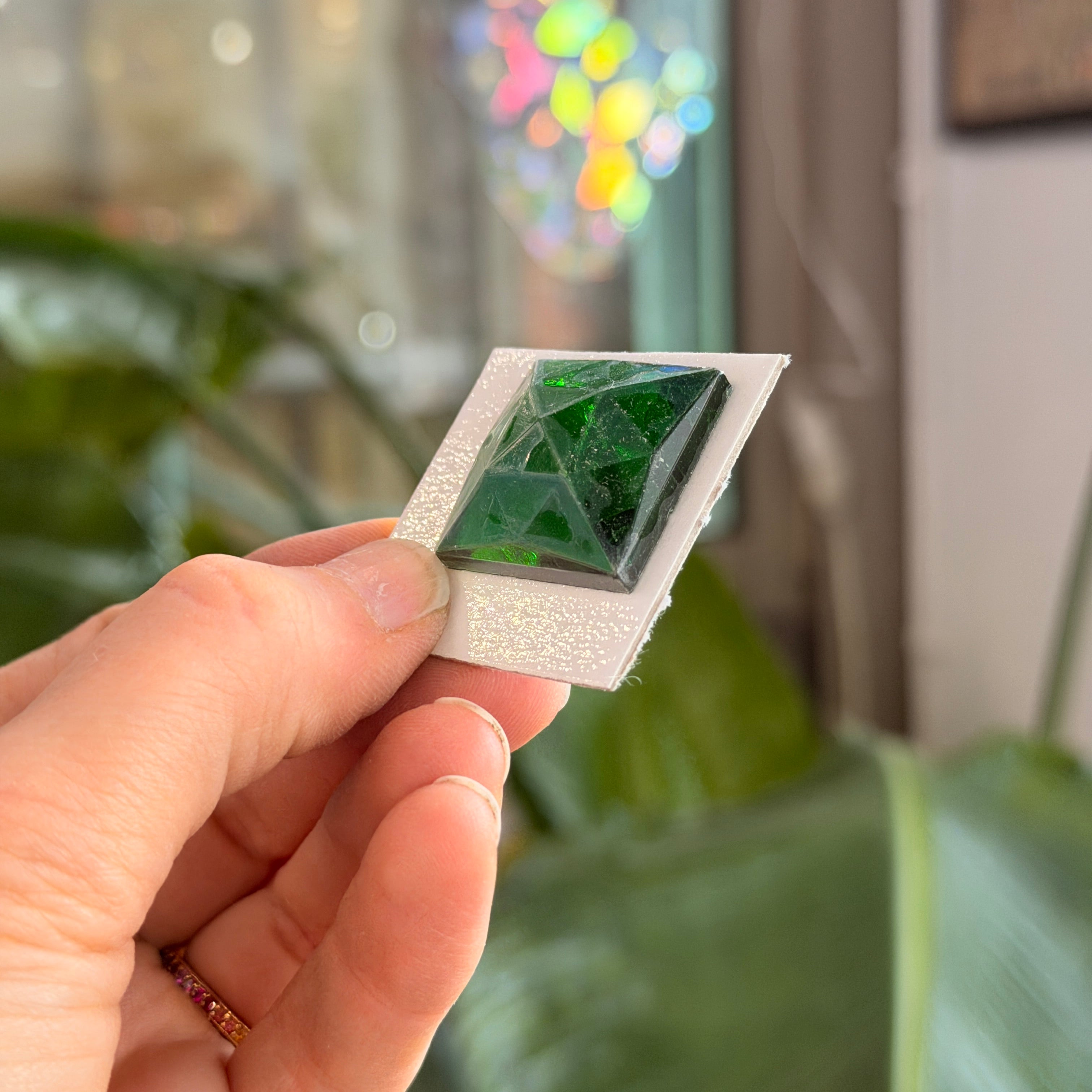 Green Jewel - Square (25 mm)