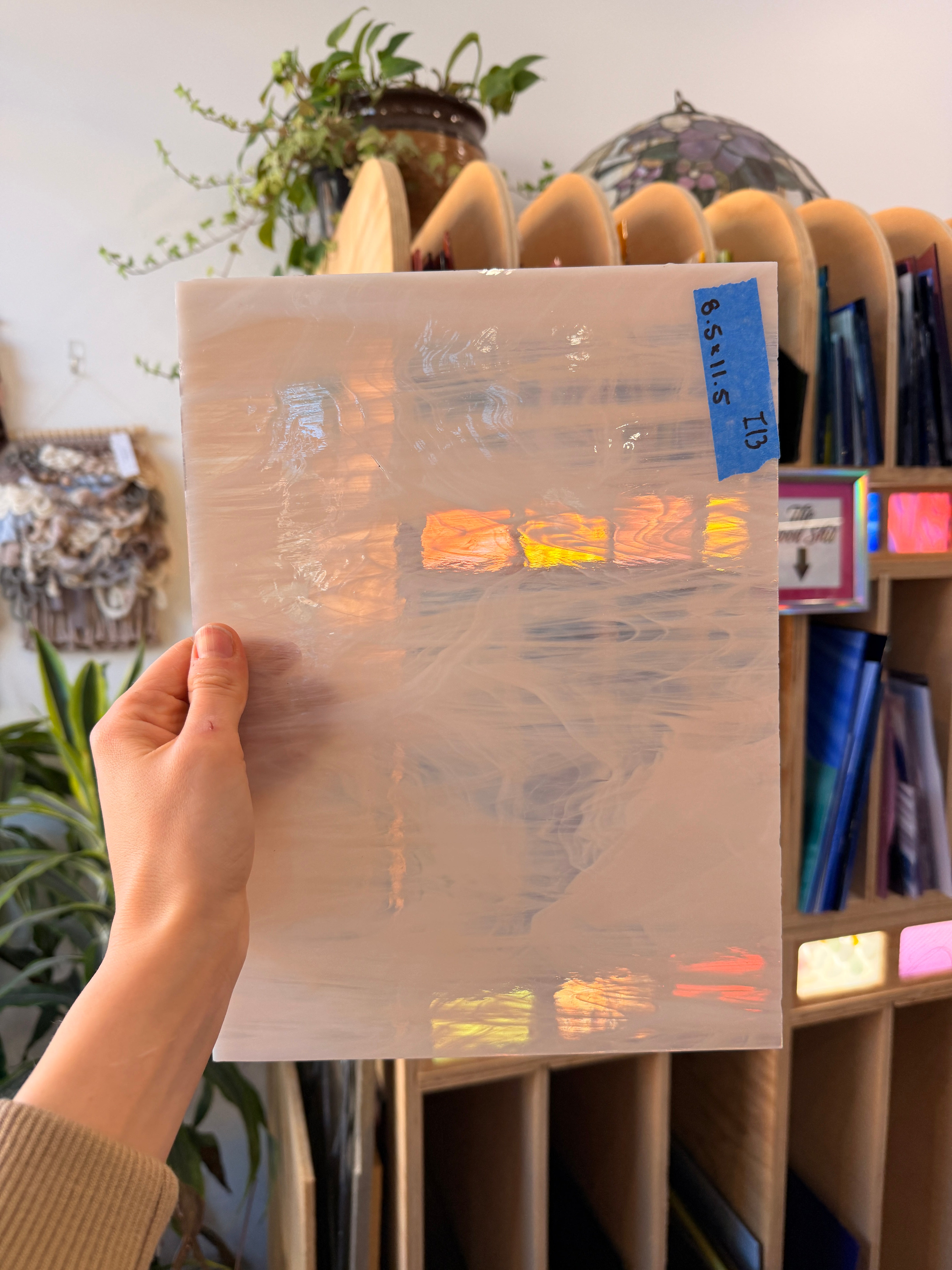 Peach/Light Pink Wispy Vintage Spectrum Sheet Glass Colorado Glassworks 8.5x11.5in (SP-69412397)