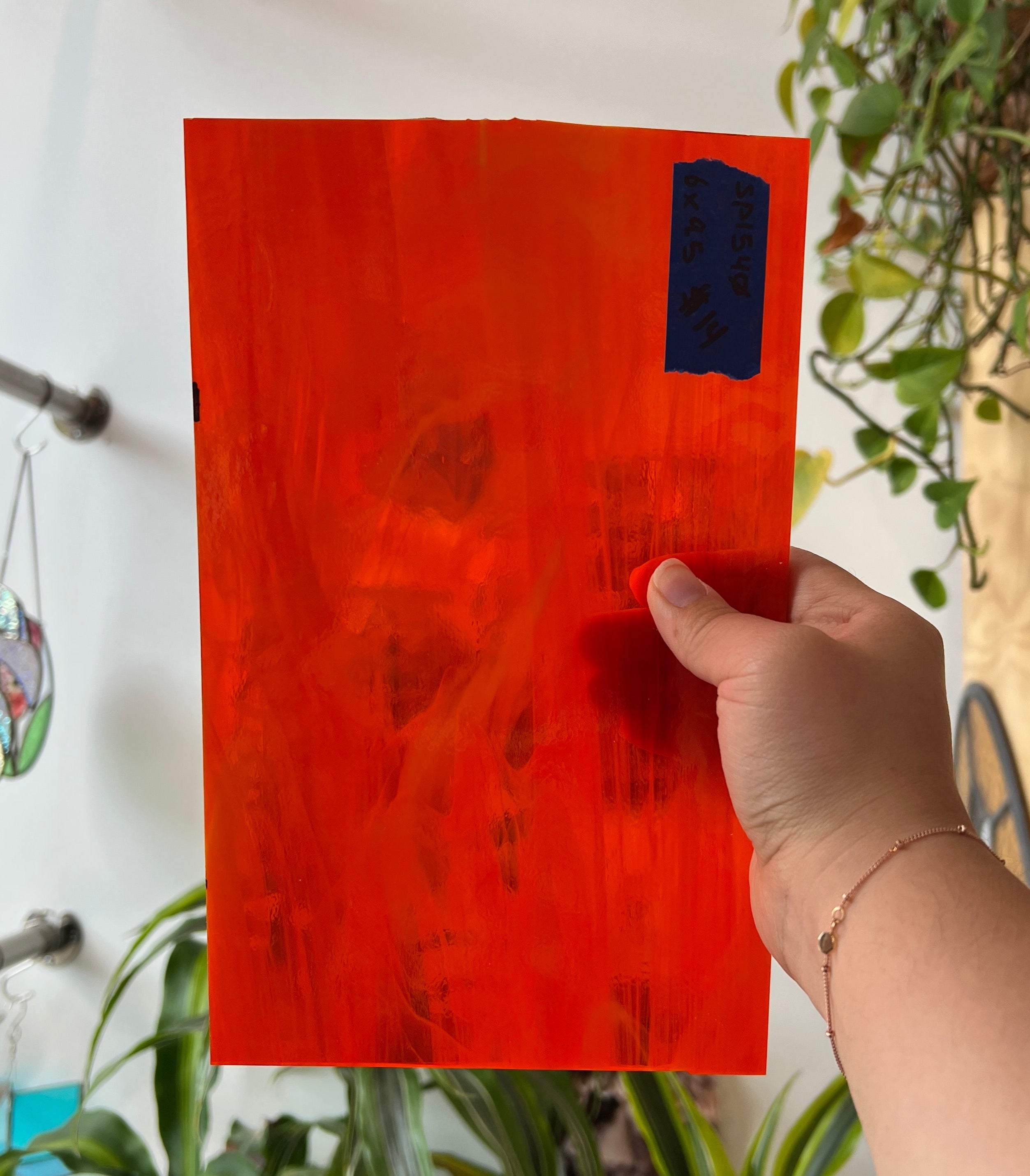 Wispy Bright Orange Spectrum