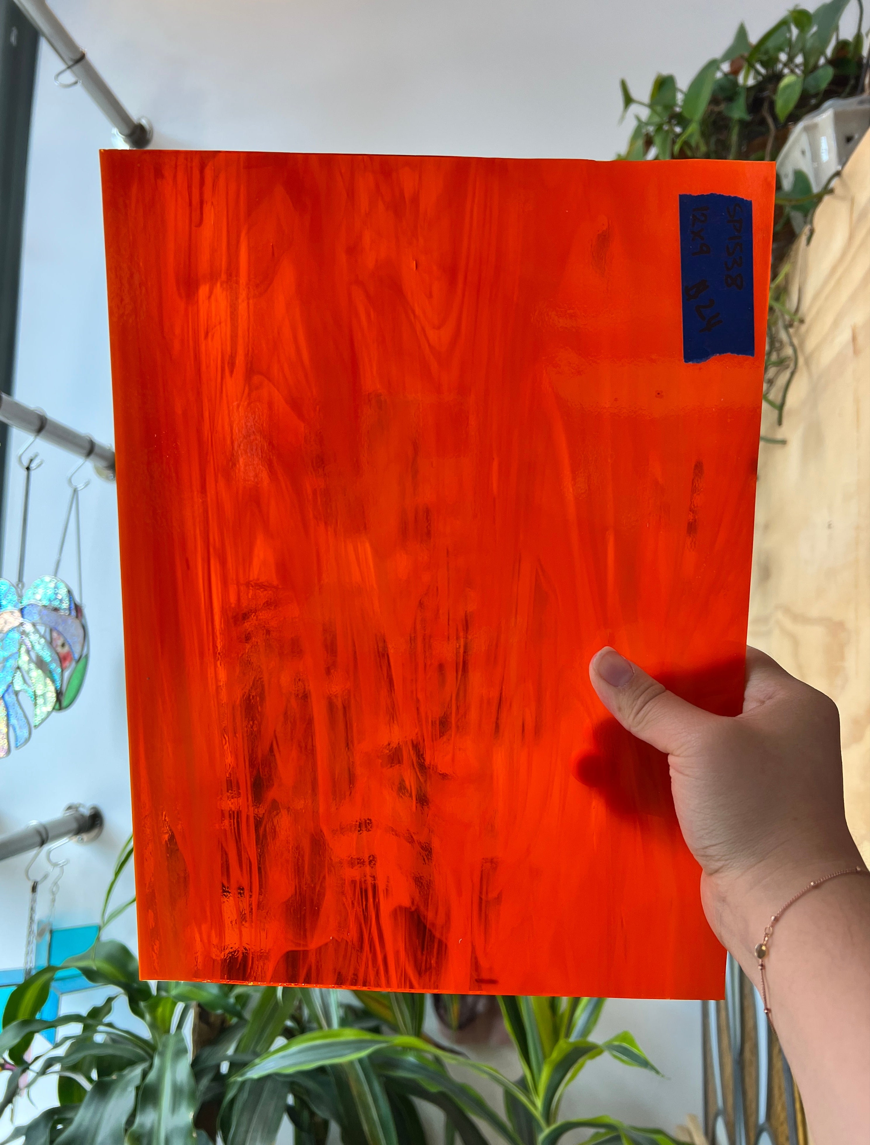 Wispy Bright Orange Spectrum