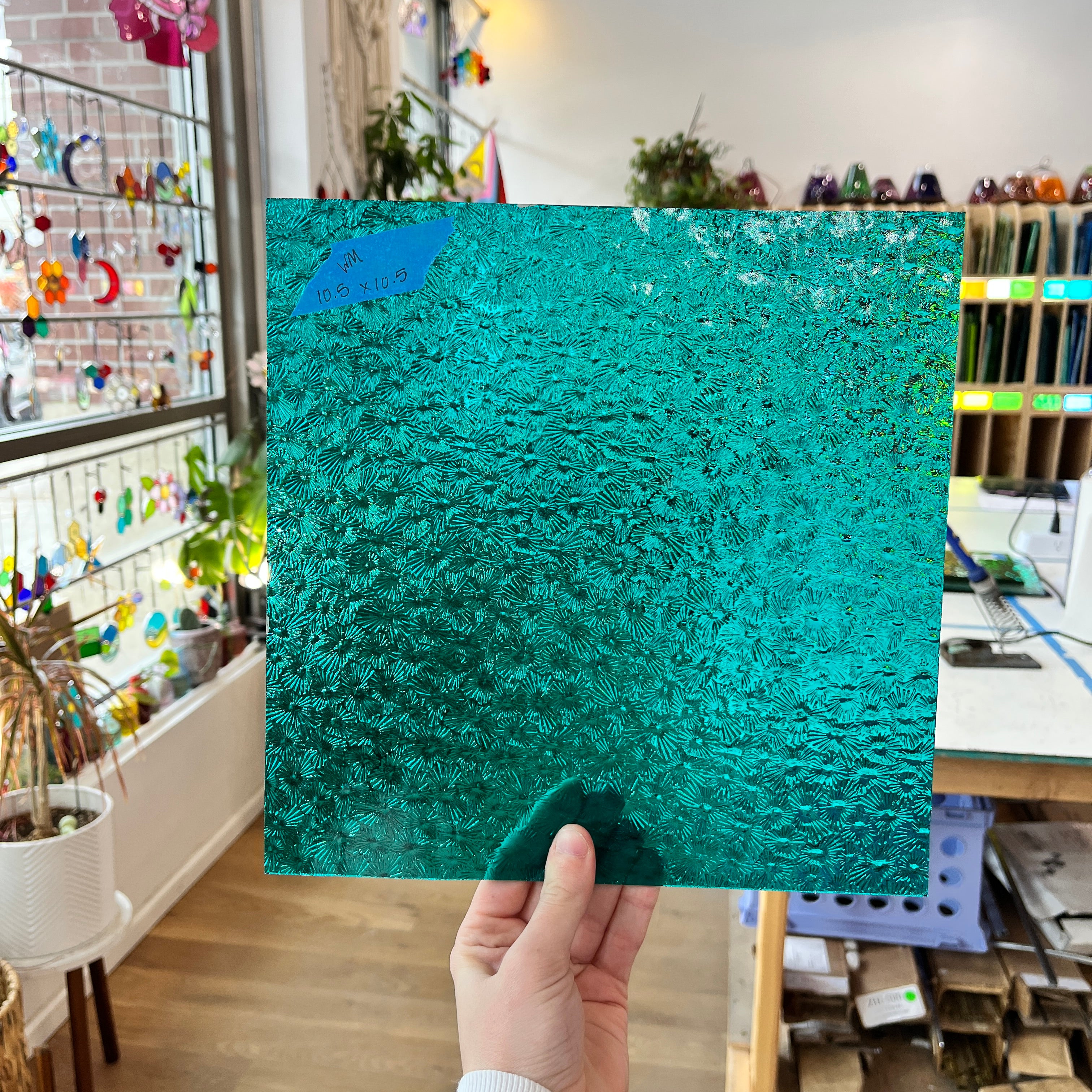 Robin's Egg Teal Florentine Wissmach (WI 25 FLOR) Sheet Glass Unknown