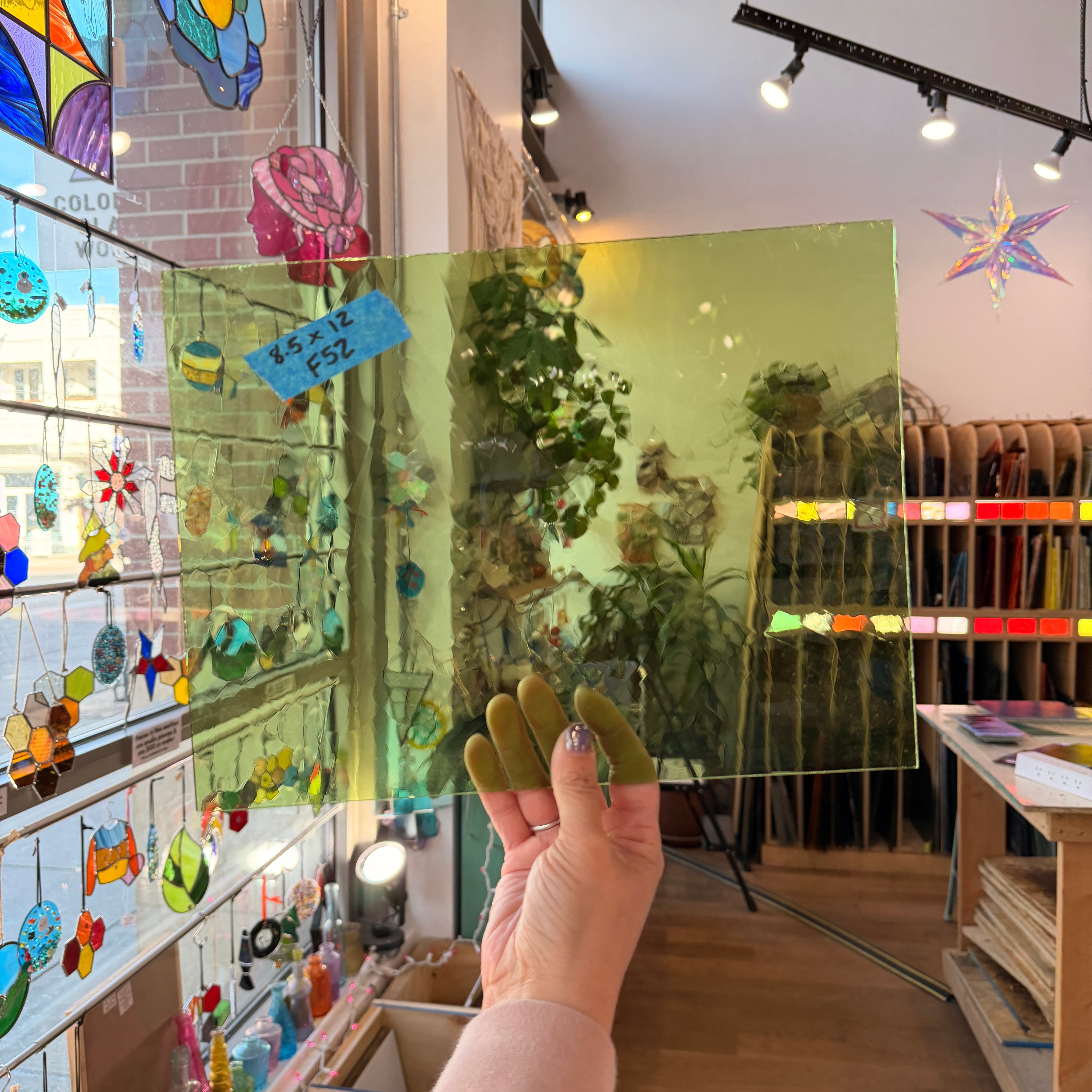 Light Green Vintage GNA Sheet Glass Colorado Glassworks 12x8.5in (GNA-10673197)