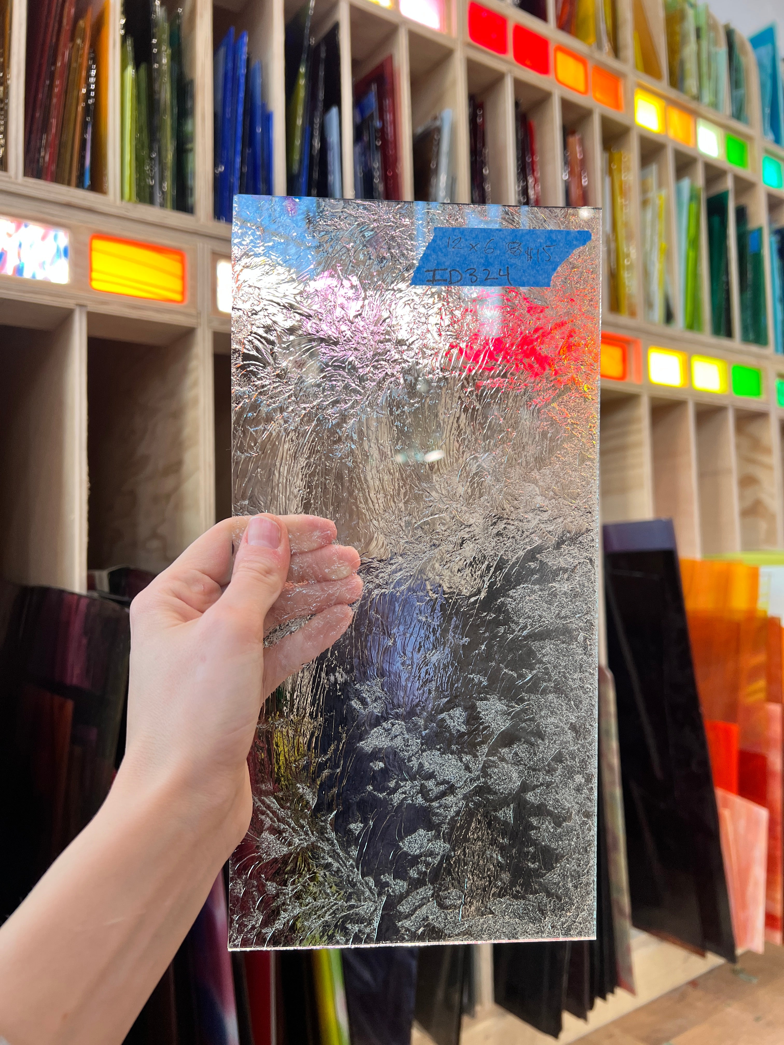 Heavy Glue Chip Sheet Glass Glue Chip ID324 (12x6in)