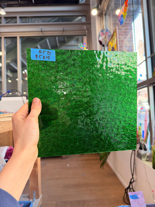 Shamrock/Medium Green Florentine Wissmach Sheet Glass Colorado Glassworks Q58 (10x9.5in)