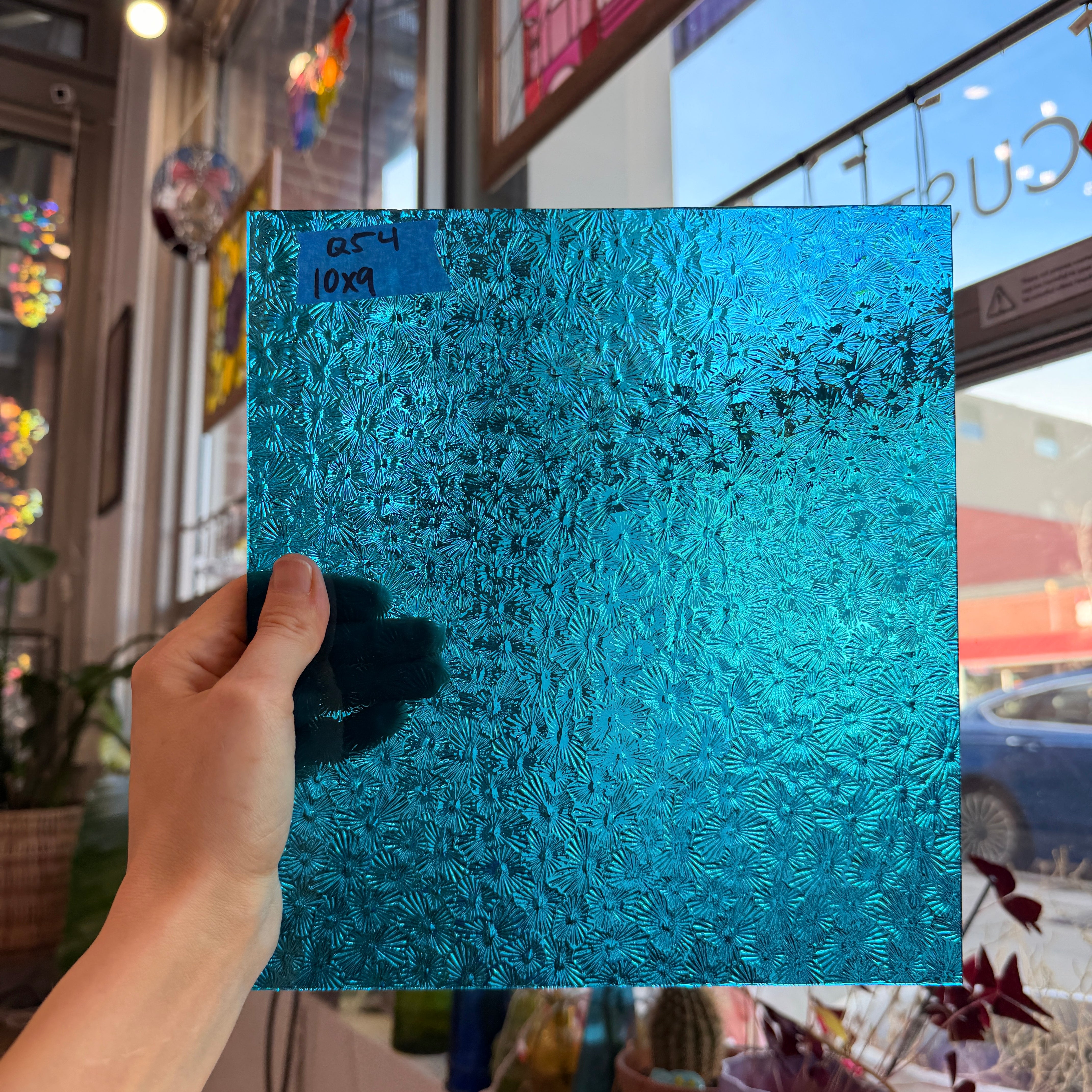 Caribbean Blue Florentine Wissmach (WI 190 FLOR) Sheet Glass Unknown