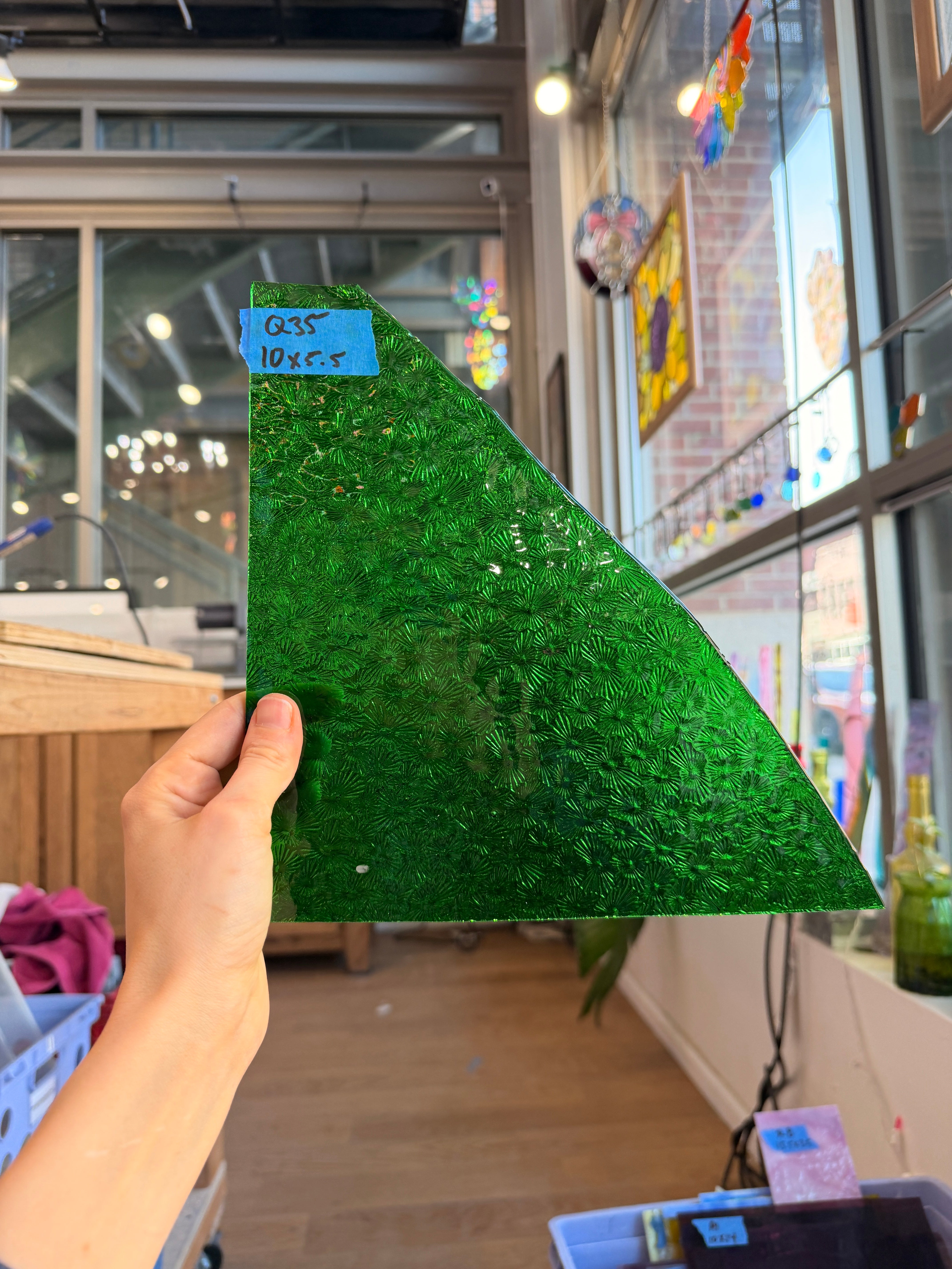 Shamrock/Medium Green Florentine Wissmach Sheet Glass Colorado Glassworks Q35 (10x5.5in)