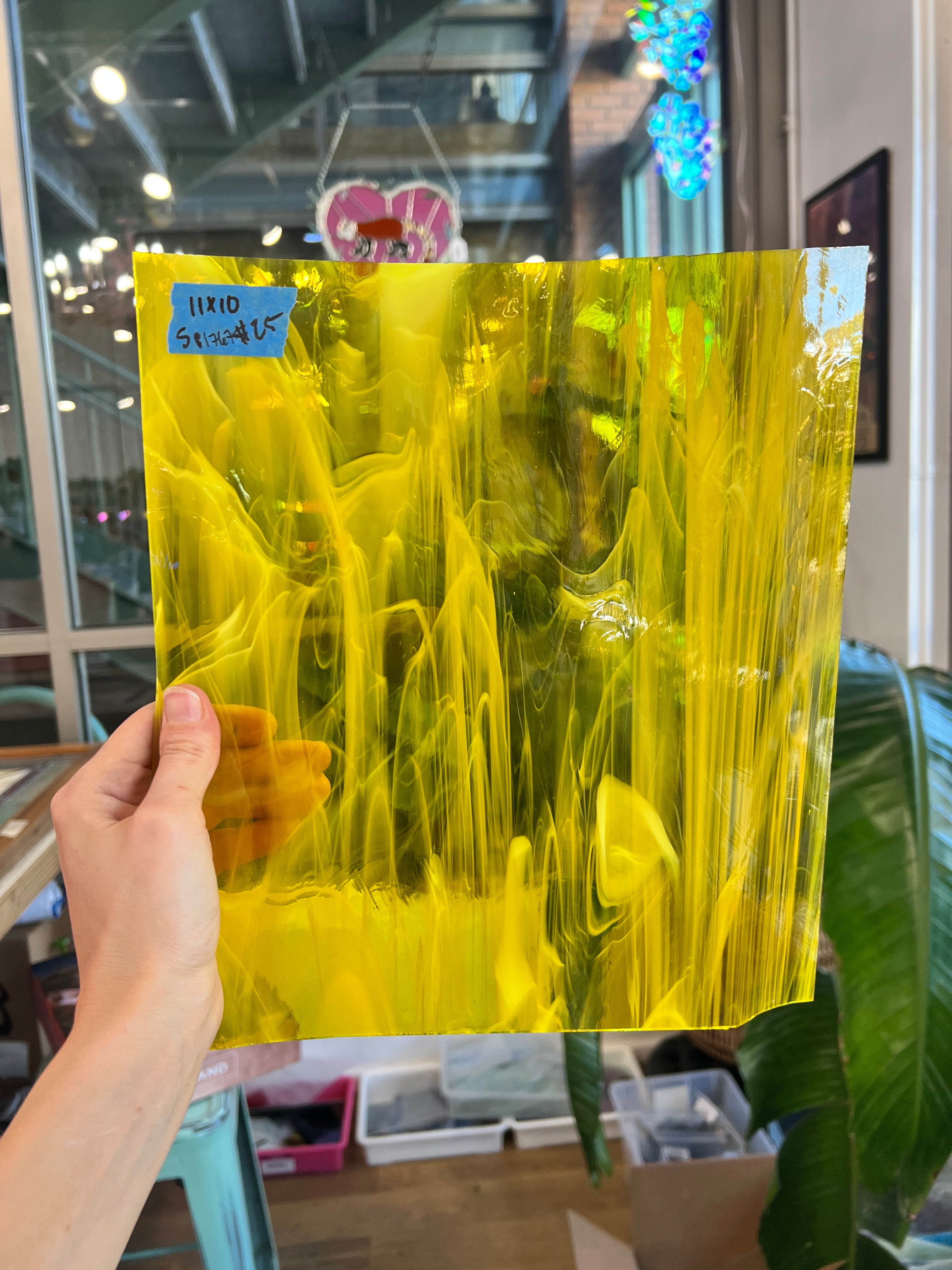 Yellow Vintage Wispy Spectrum