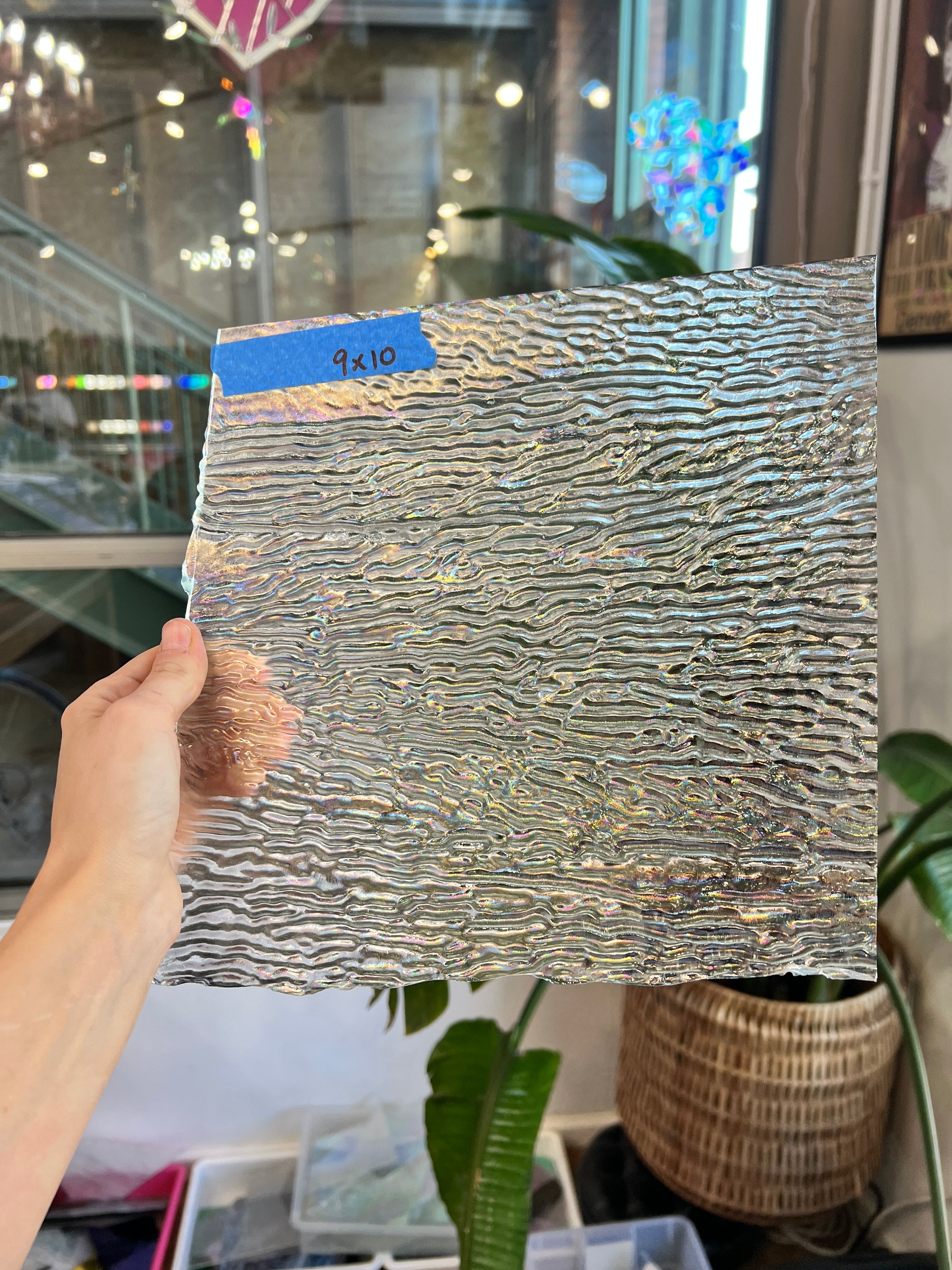 Vintage Clear Iridescent Squiggle Uroboros