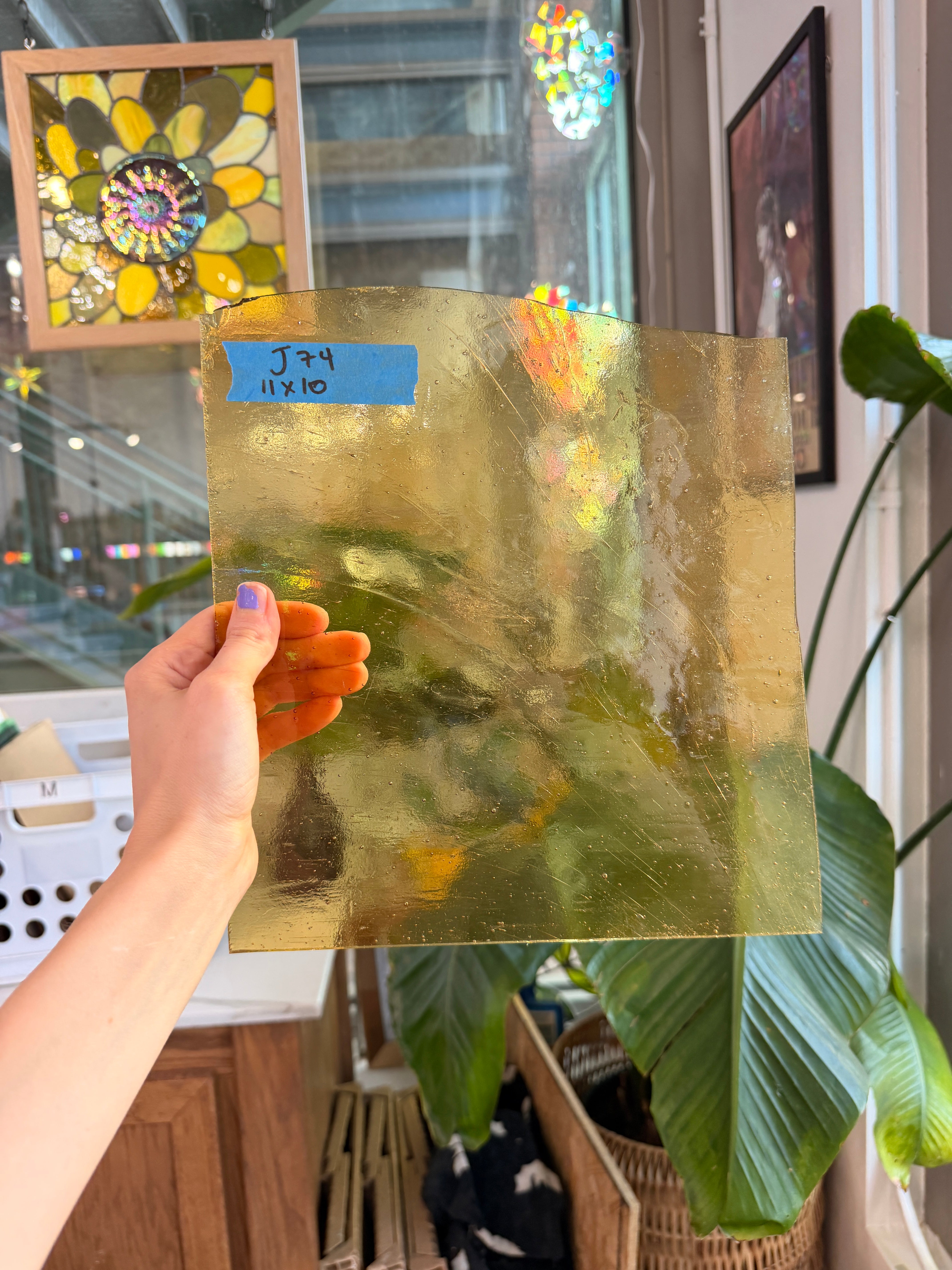 Light Amber Transparent Kokomo Sheet Glass Kokomo Glass 11x10in (KO-76610861)