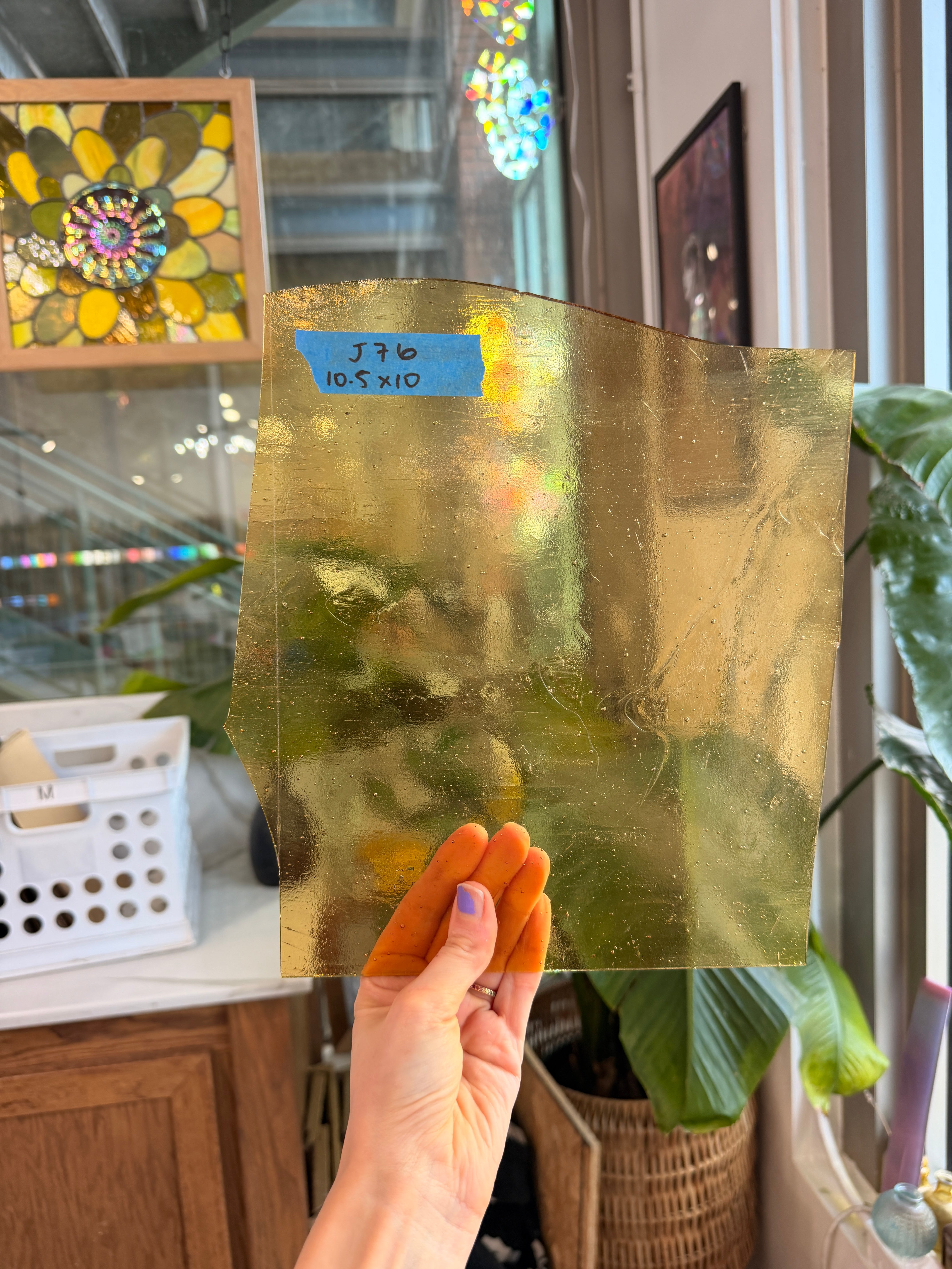 Light Amber Transparent Kokomo Sheet Glass Kokomo Glass 10.5x10in (score line accounted for) (KO-76676397)