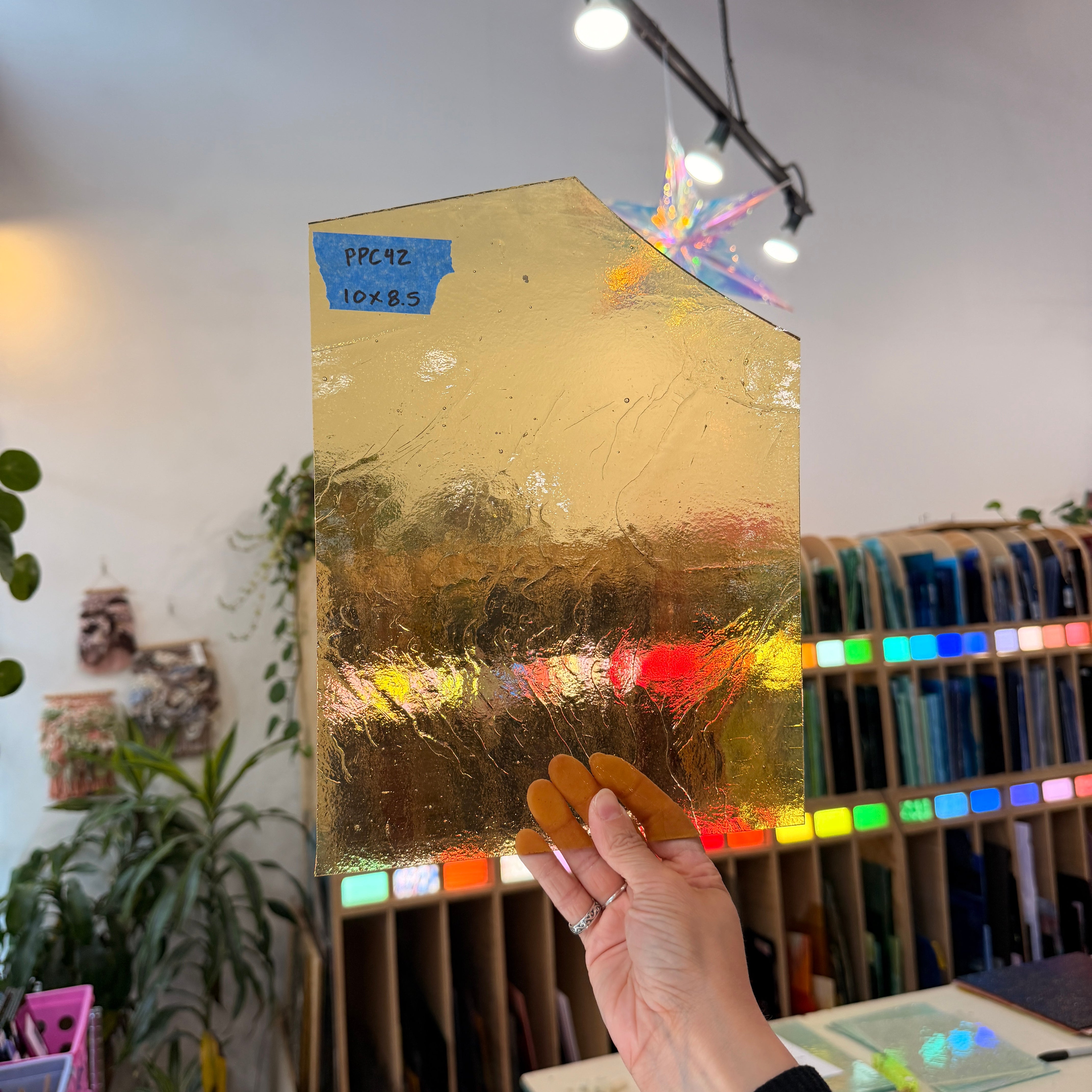 Transparent Light Amber Kokomo Sheet Glass Kokomo Glass 10x8.5in (KO-03821869)