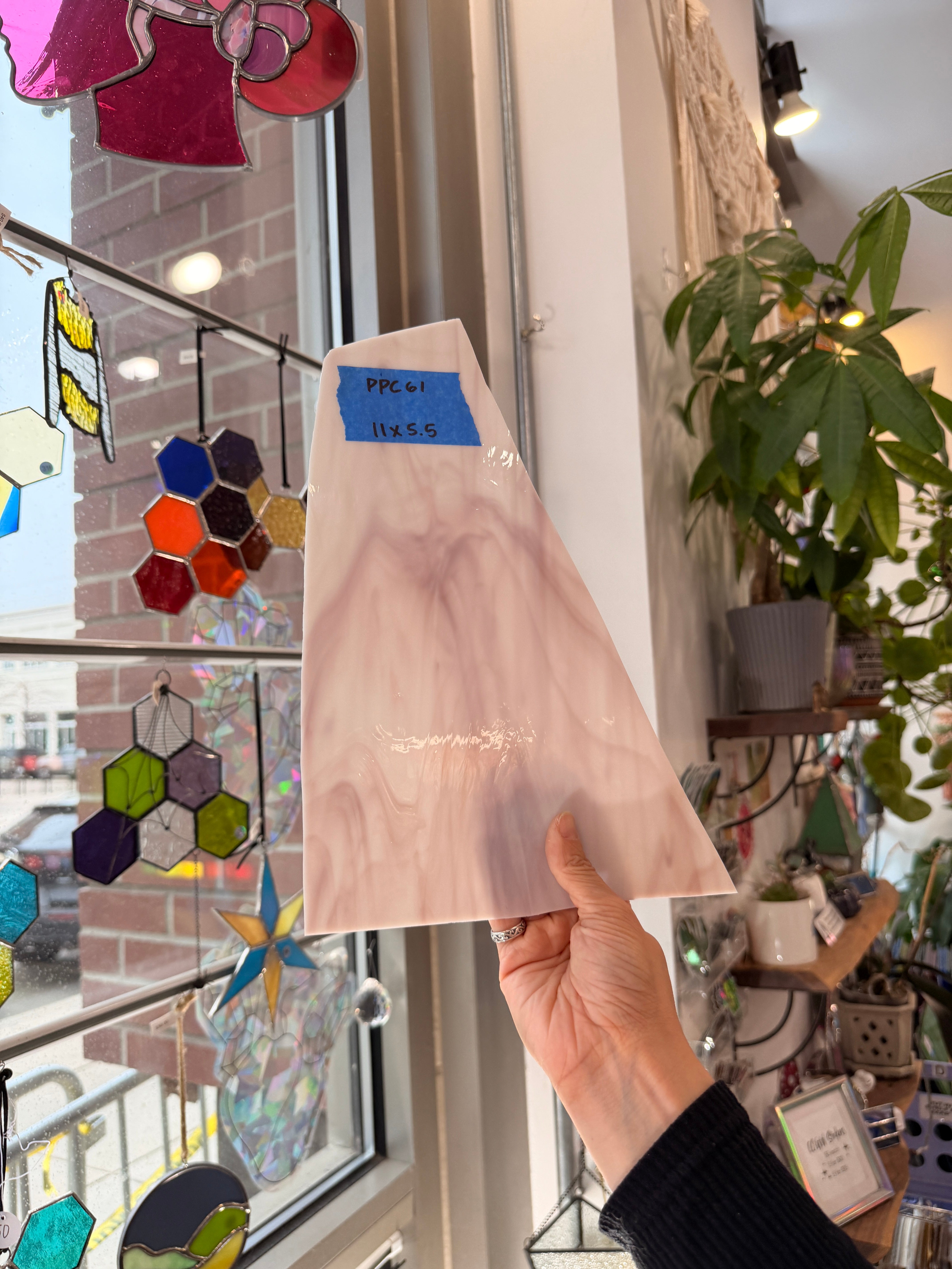 Pink White Mauve Wispy Spectrum Sheet Glass Spectrum Glass PPC61 (11x5.5inin)