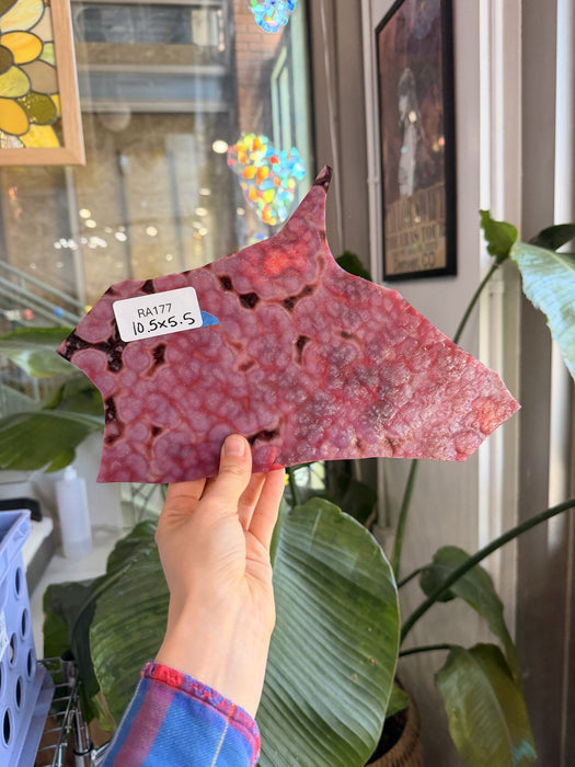 Dark Red Mottled Oceana – RA177