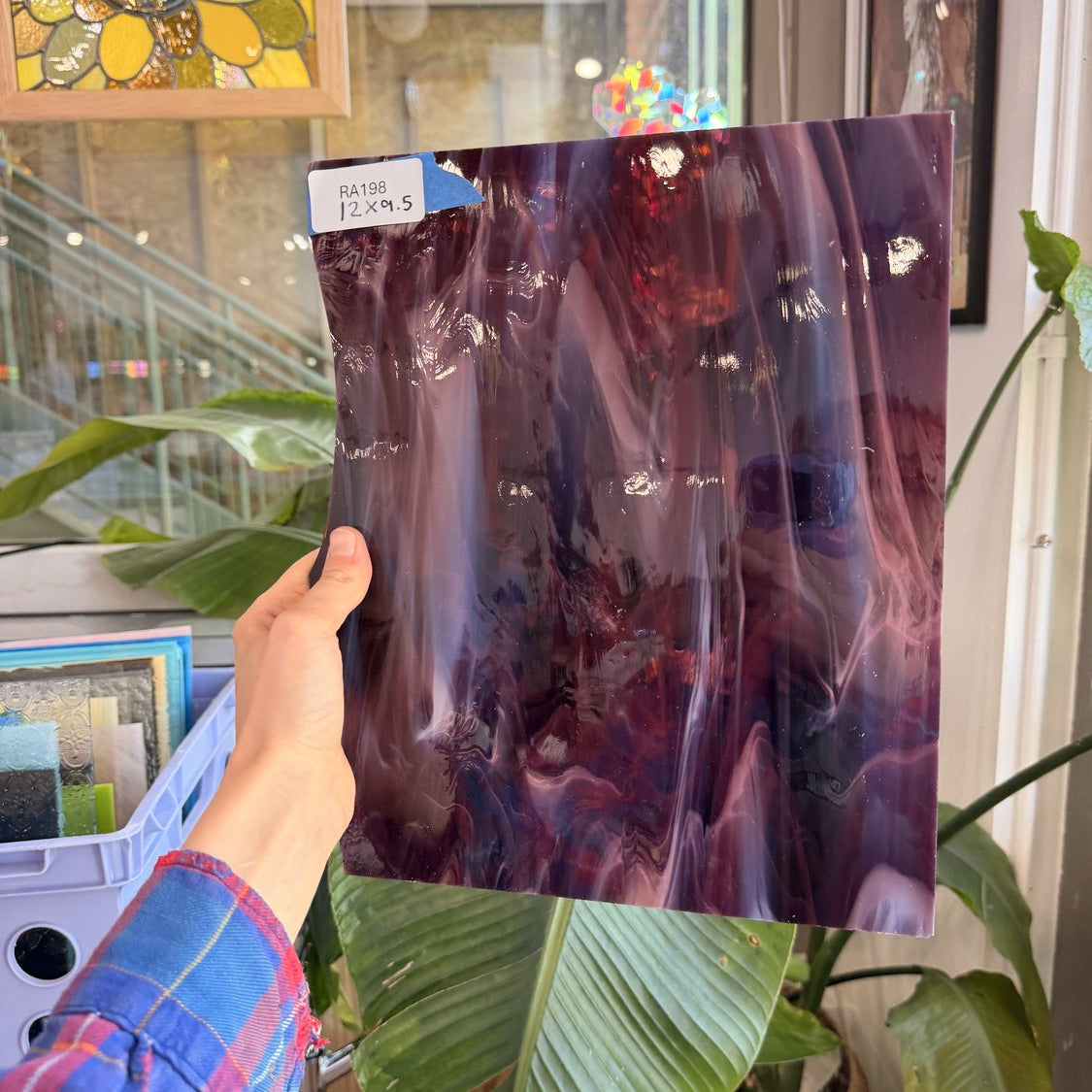 Dark Purple White Wispy Spectrum