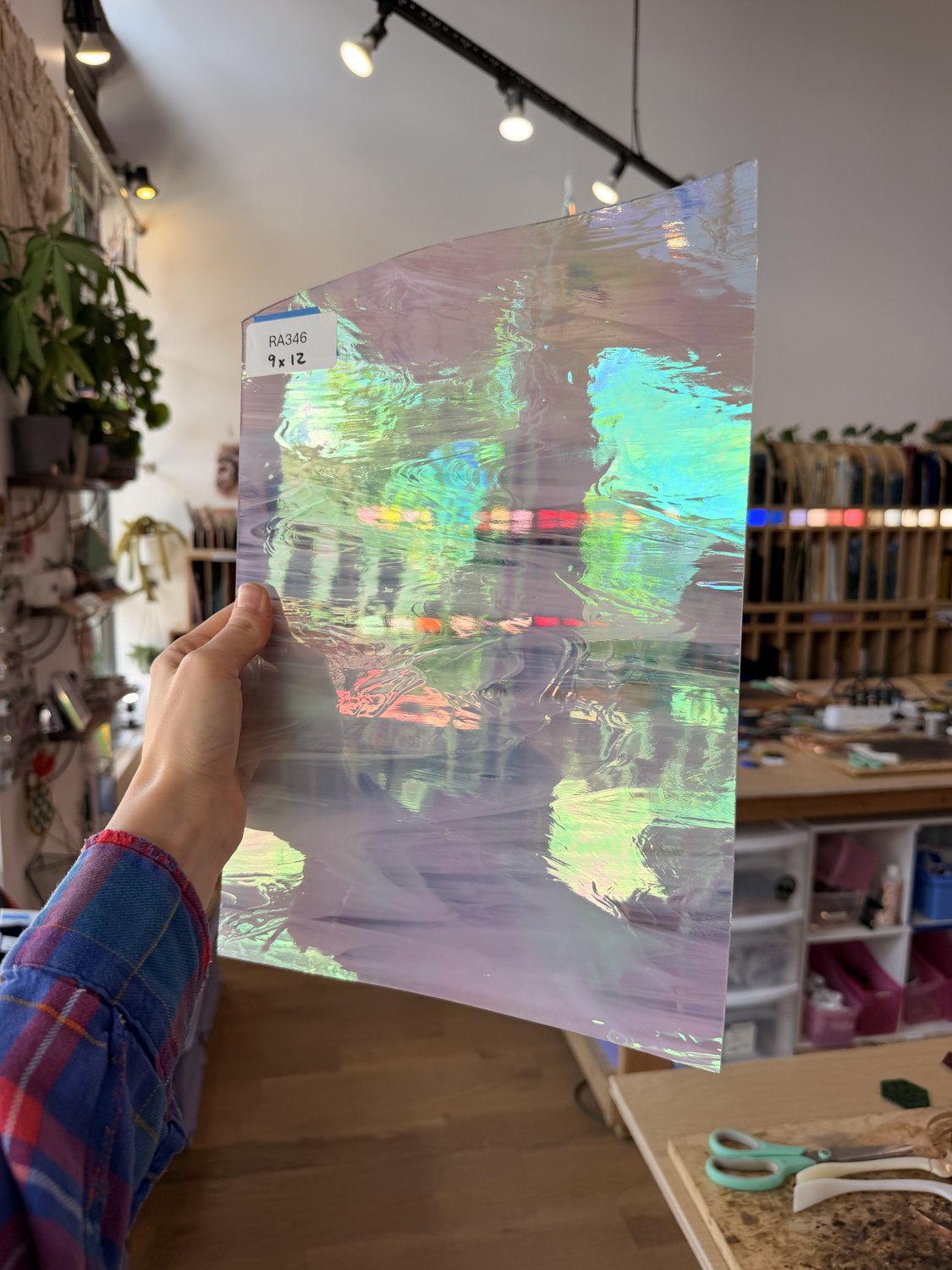 Rare White Wispy Iridescent Spectrum Sheet Glass Spectrum Glass Default Title