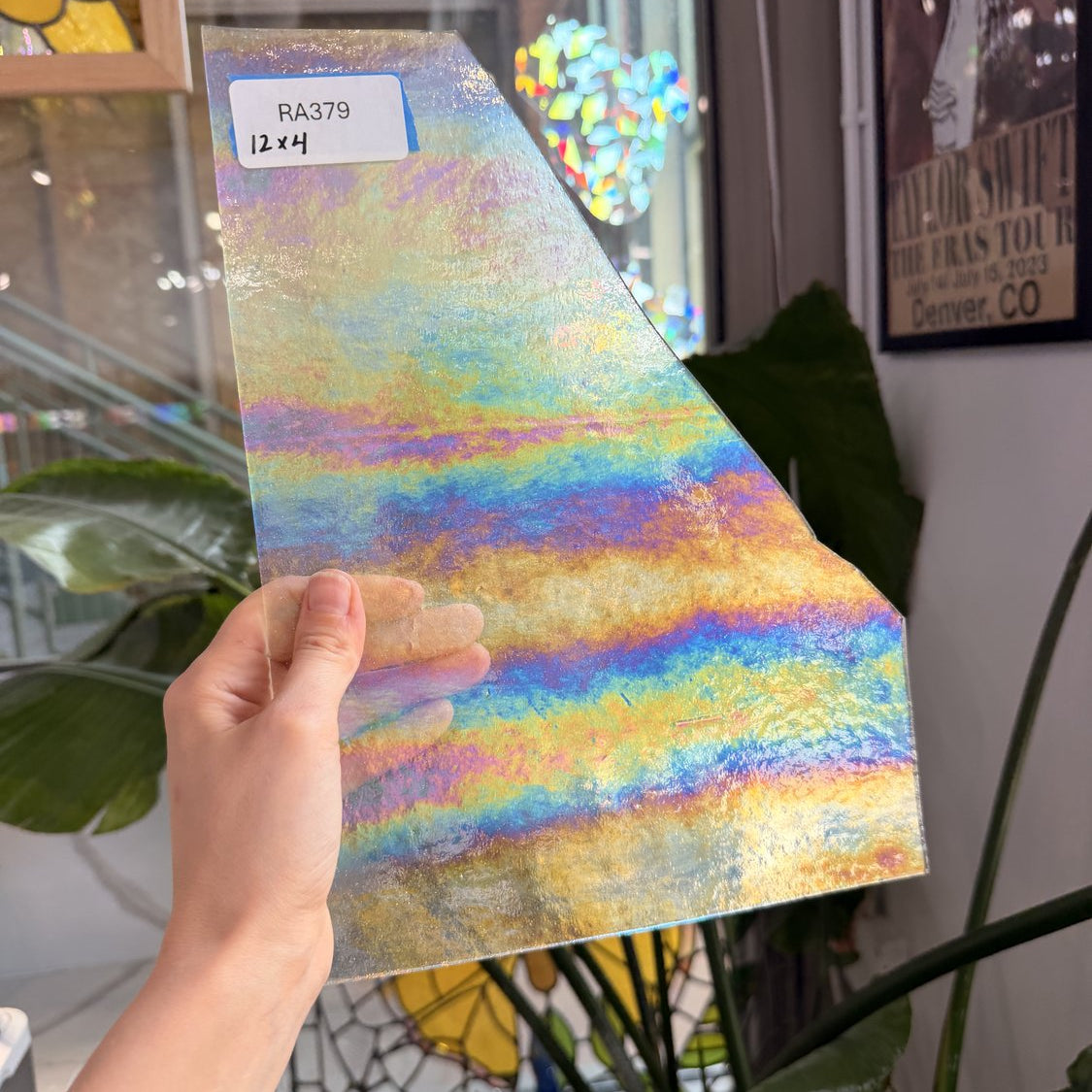 Clear Iridescent Wissmach