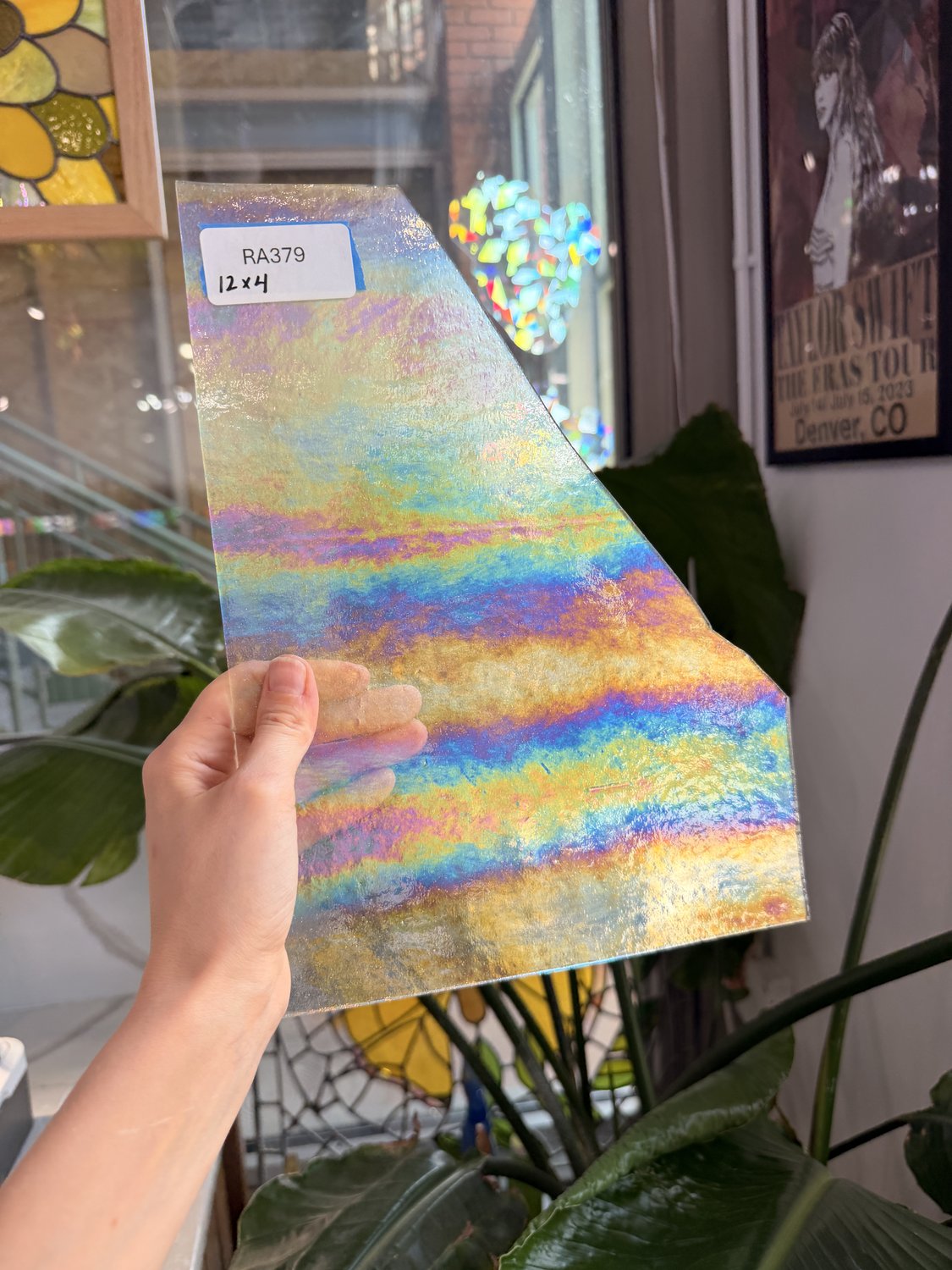 Clear Iridescent Wissmach