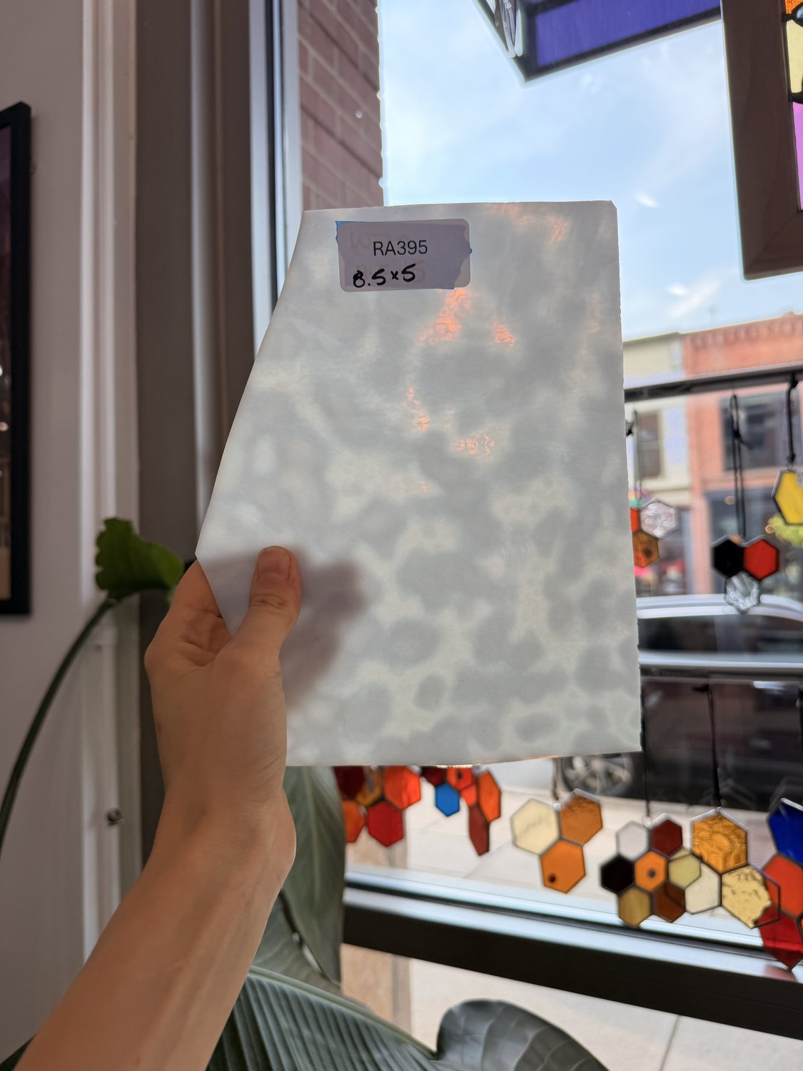 White Mottled Oceana – RA395