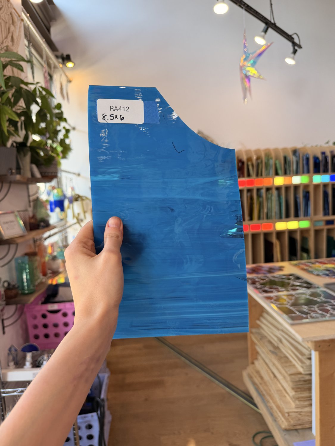 Medium Blue White Wispy Spectrum Sheet Glass