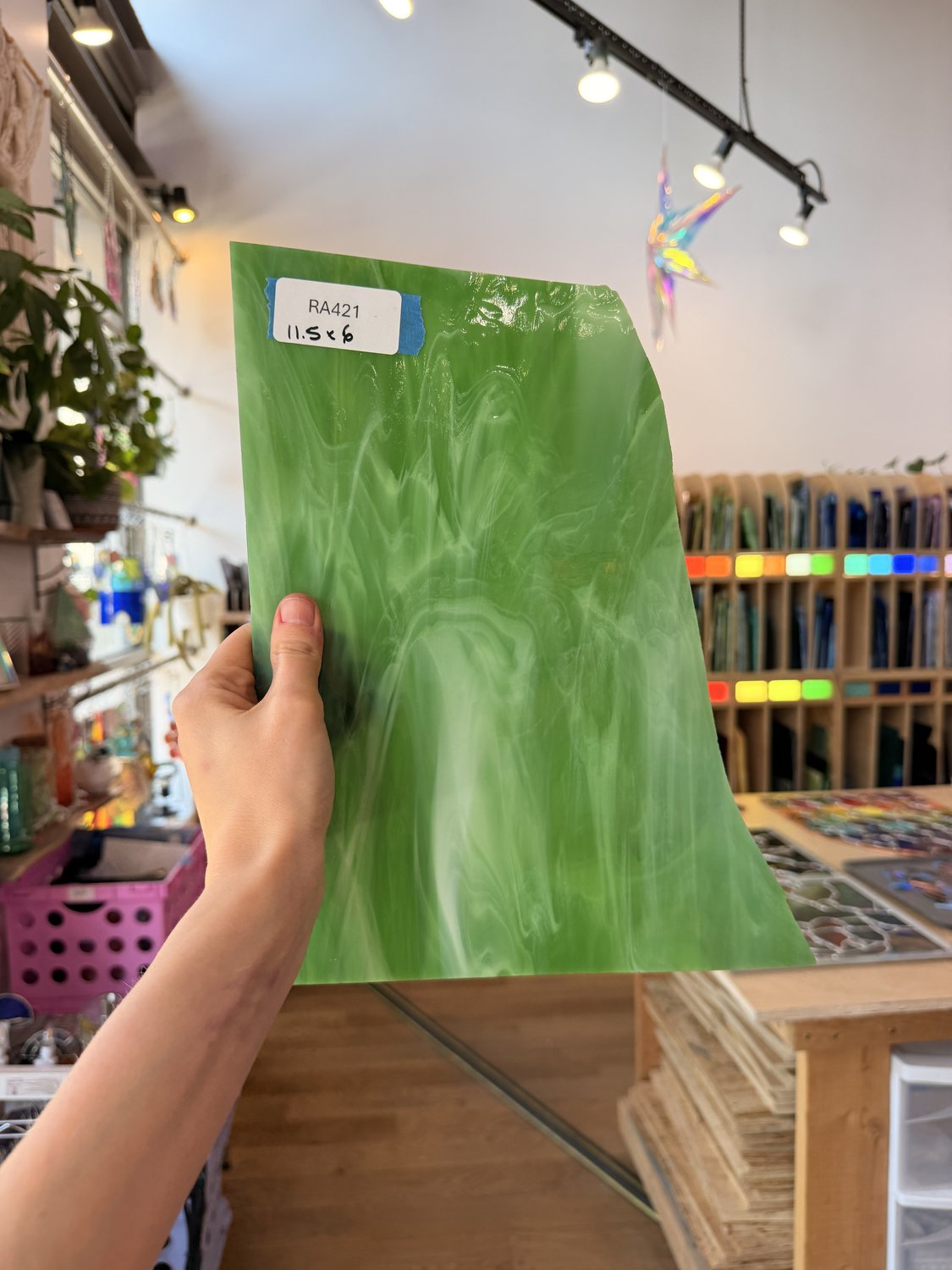 Light Green White Wispy Spectrum Sheet Glass