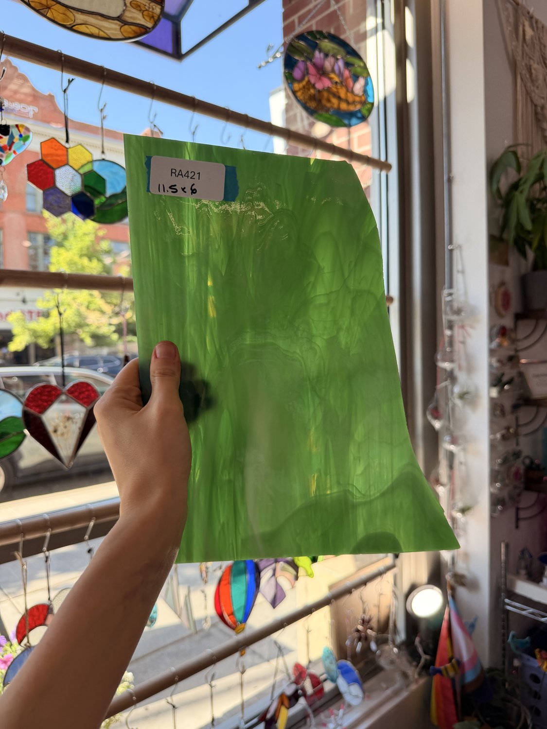 Light Green White Wispy Spectrum Sheet Glass