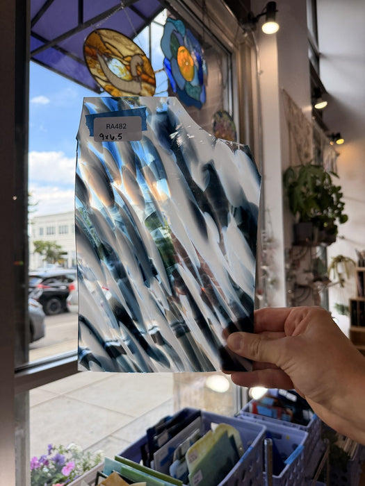 Black and White Mouthblown Fremont – RA482